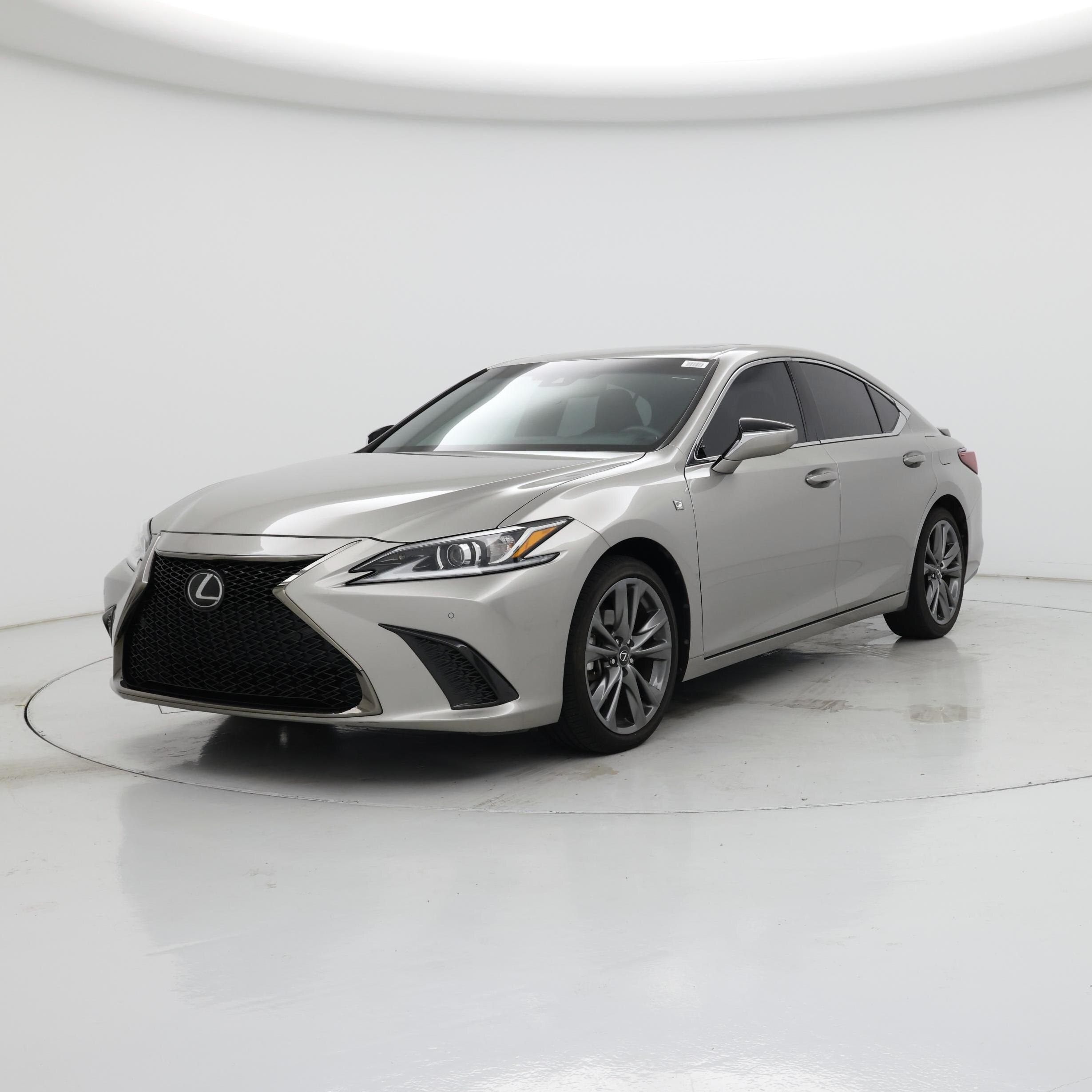 Thumbnail: 2020 Lexus ES - 4