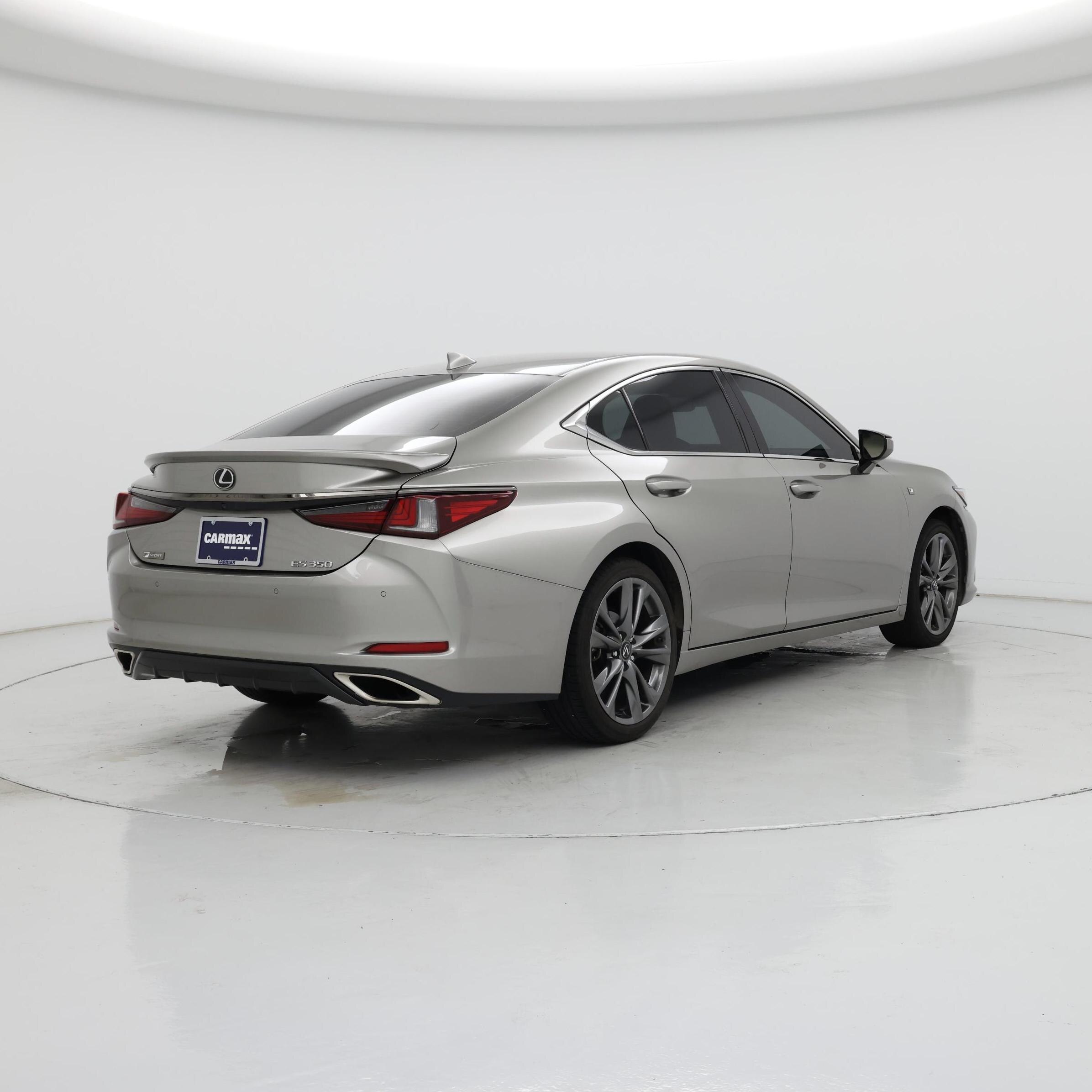 Thumbnail: 2020 Lexus ES - 8