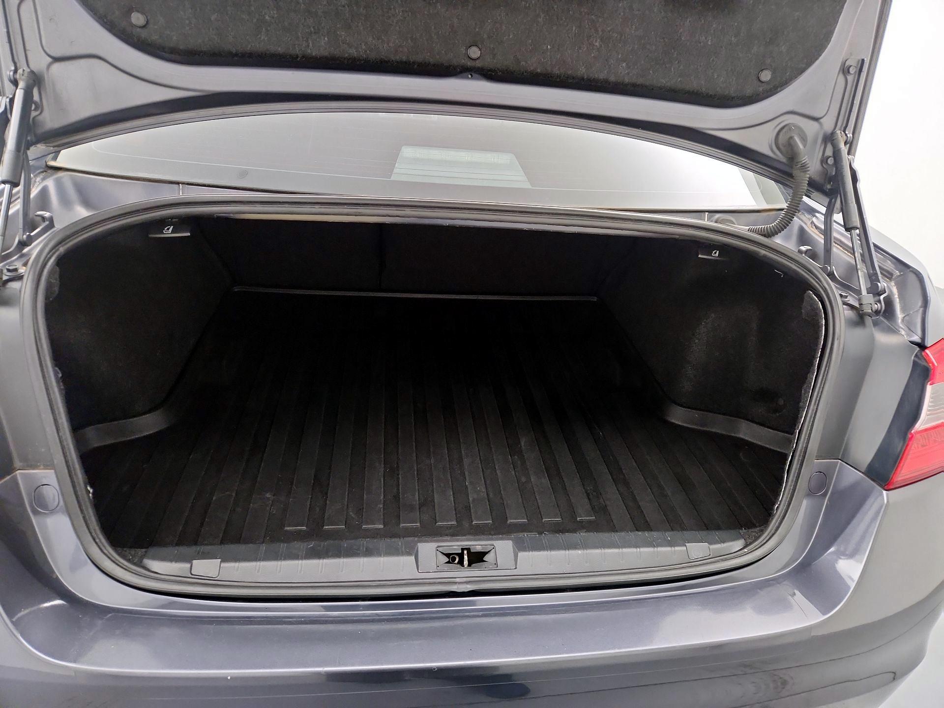 Thumbnail: 2015 Subaru Legacy - 19
