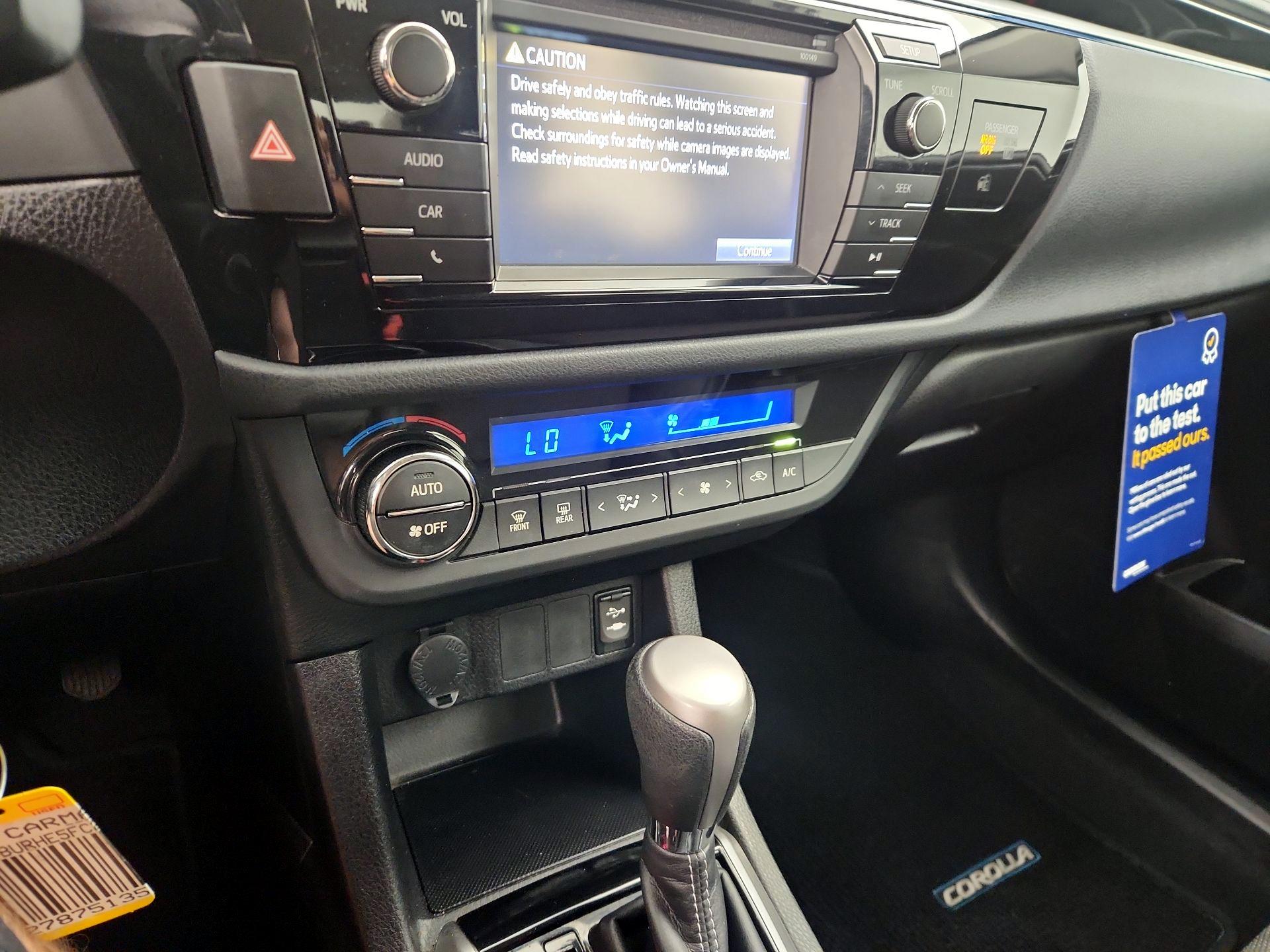 Thumbnail: 2015 Toyota Corolla - 16