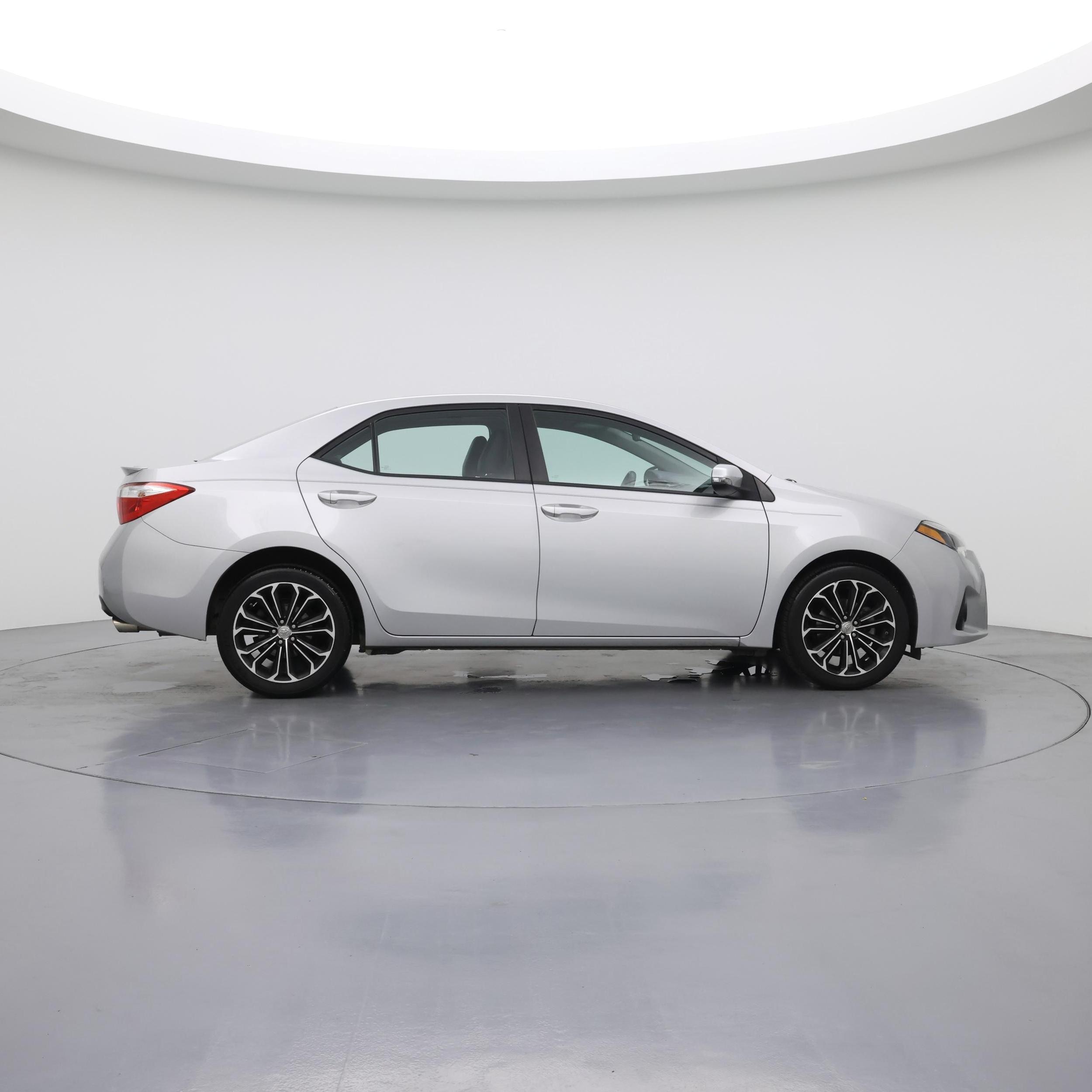 Thumbnail: 2015 Toyota Corolla - 7