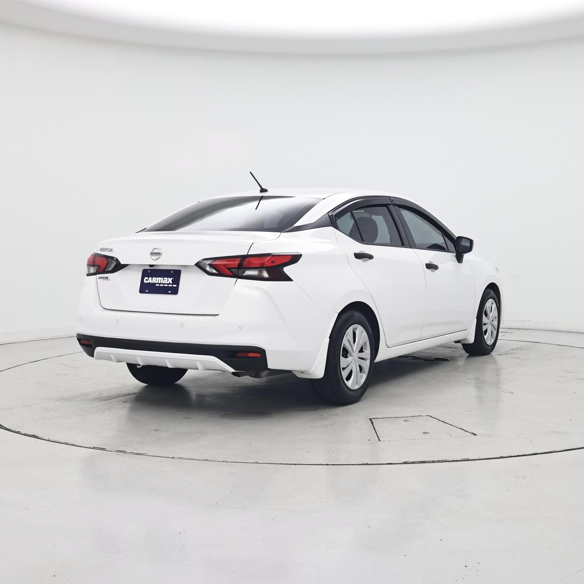 Thumbnail: 2020 Nissan Versa - 8