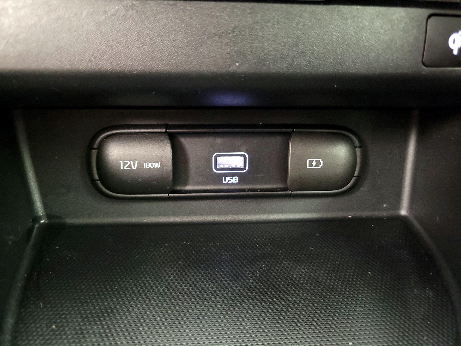 Thumbnail: 2022 Kia Seltos - 19