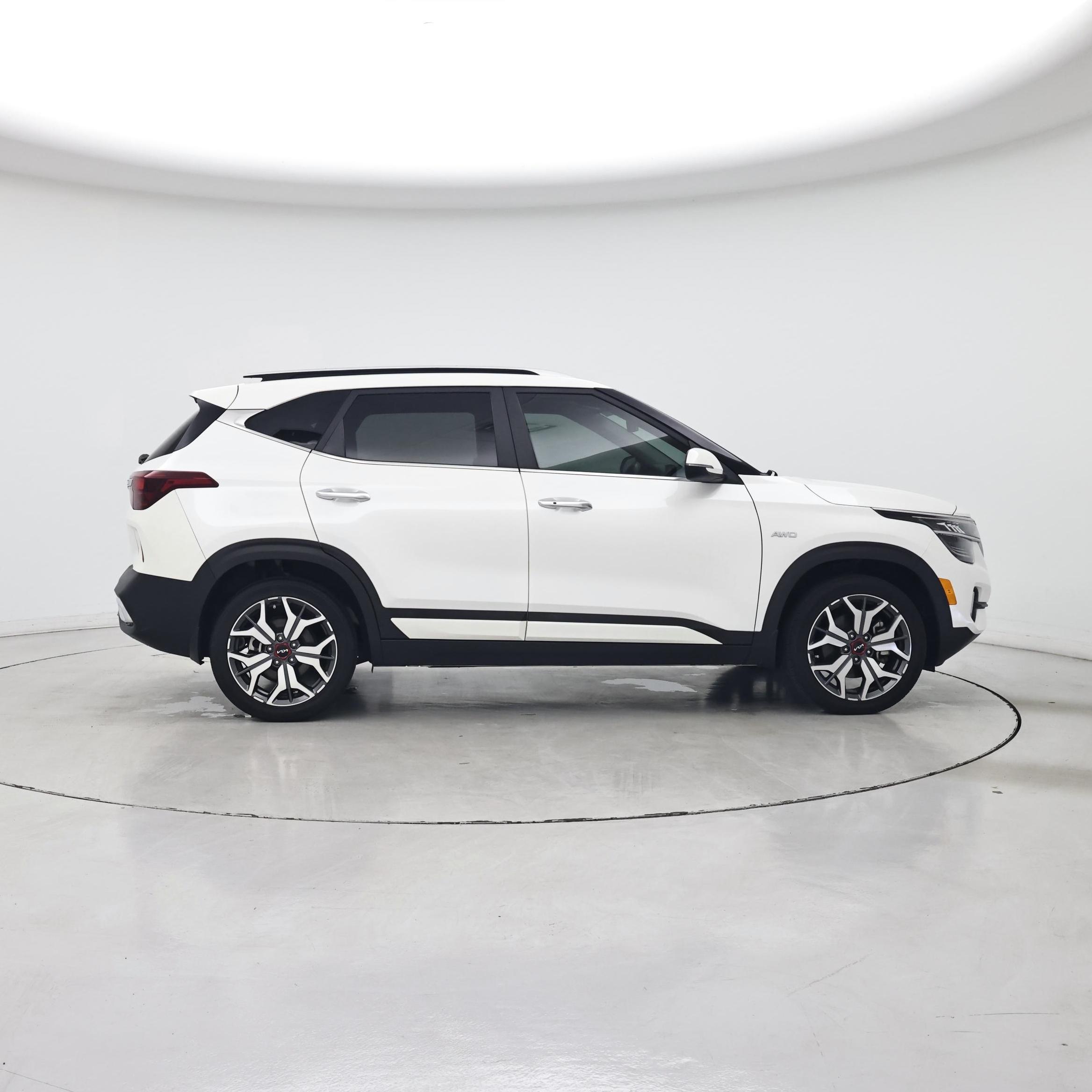 Thumbnail: 2022 Kia Seltos - 7