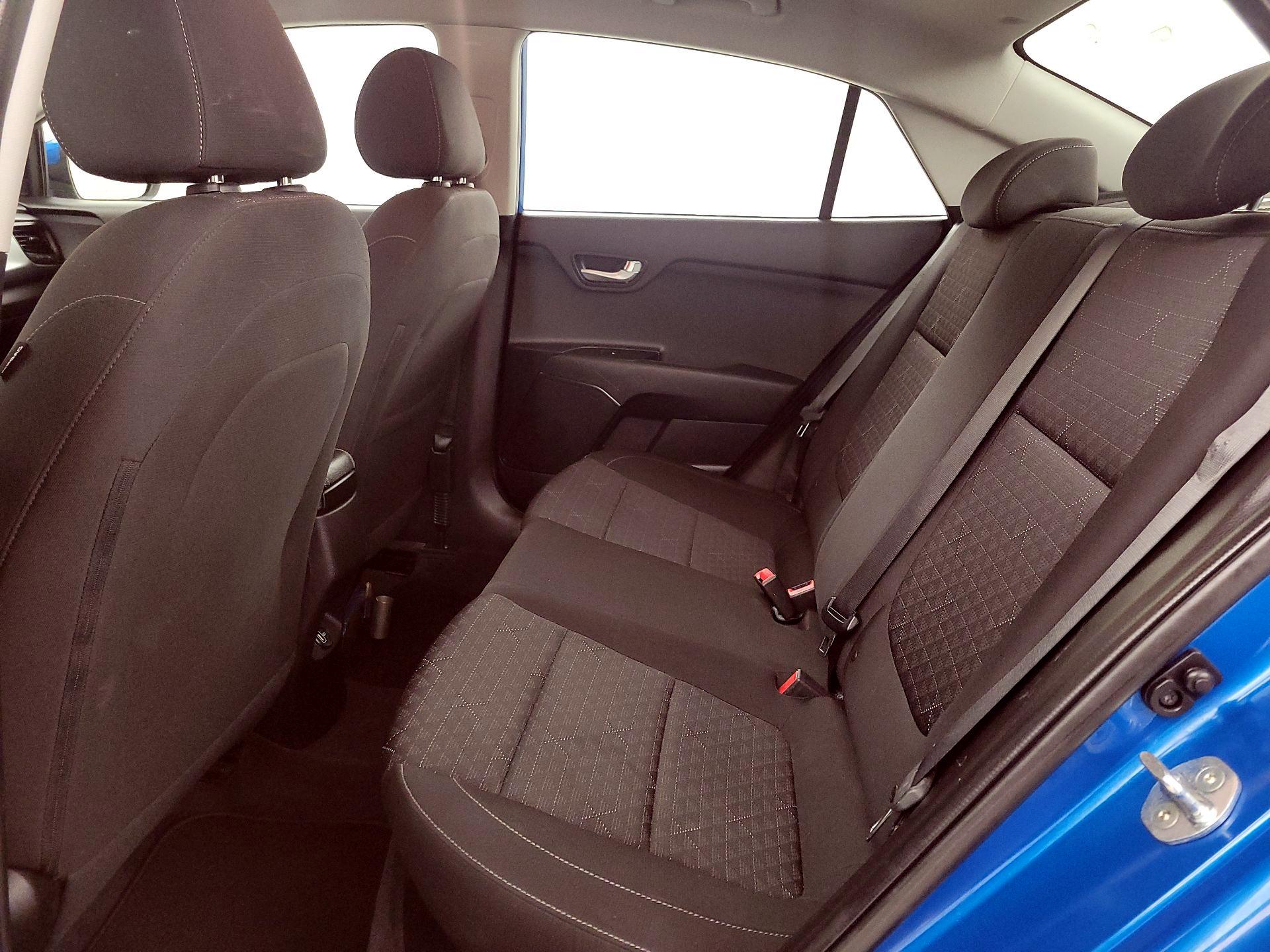 Thumbnail: 2021 Kia Rio - 19