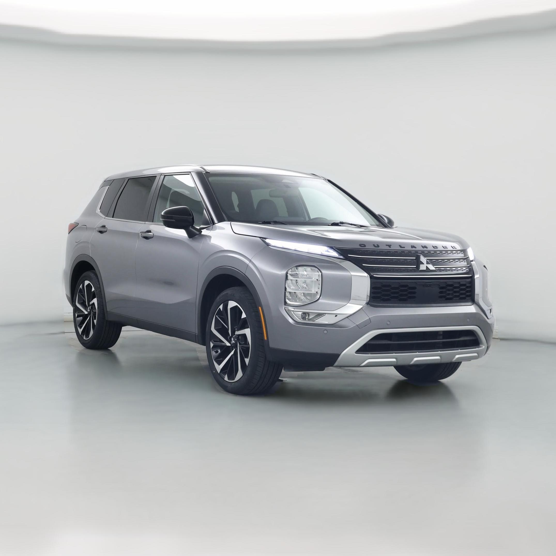 Thumbnail: 2022 Mitsubishi Outlander - 1