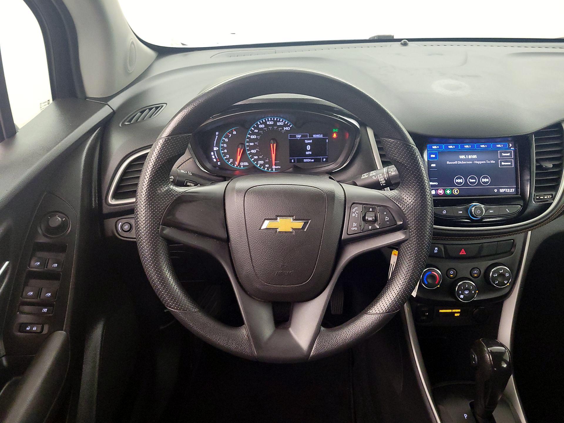 Thumbnail: 2020 Chevrolet Trax - 10
