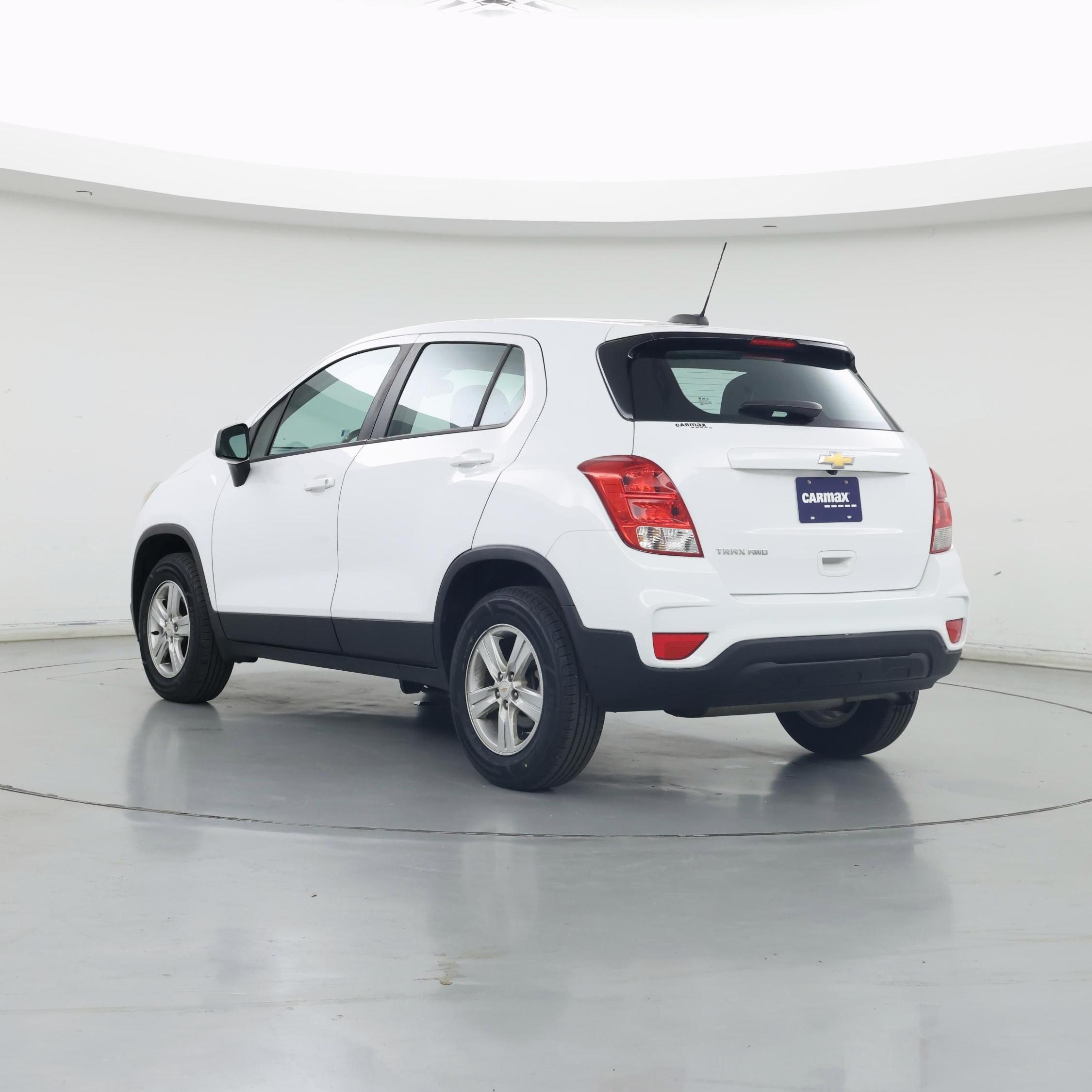 Thumbnail: 2020 Chevrolet Trax - 2