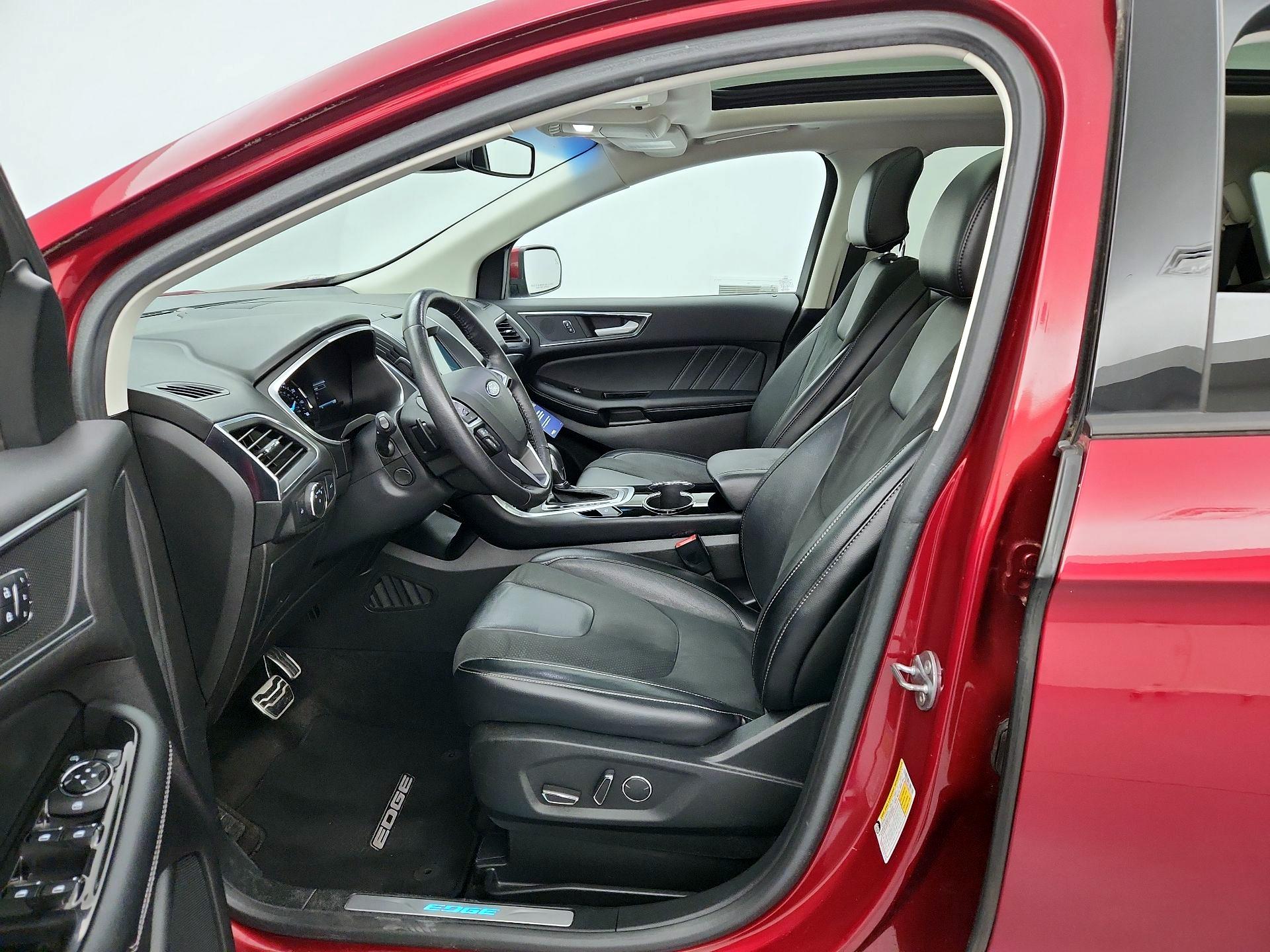 Thumbnail: 2018 Ford Edge - 11