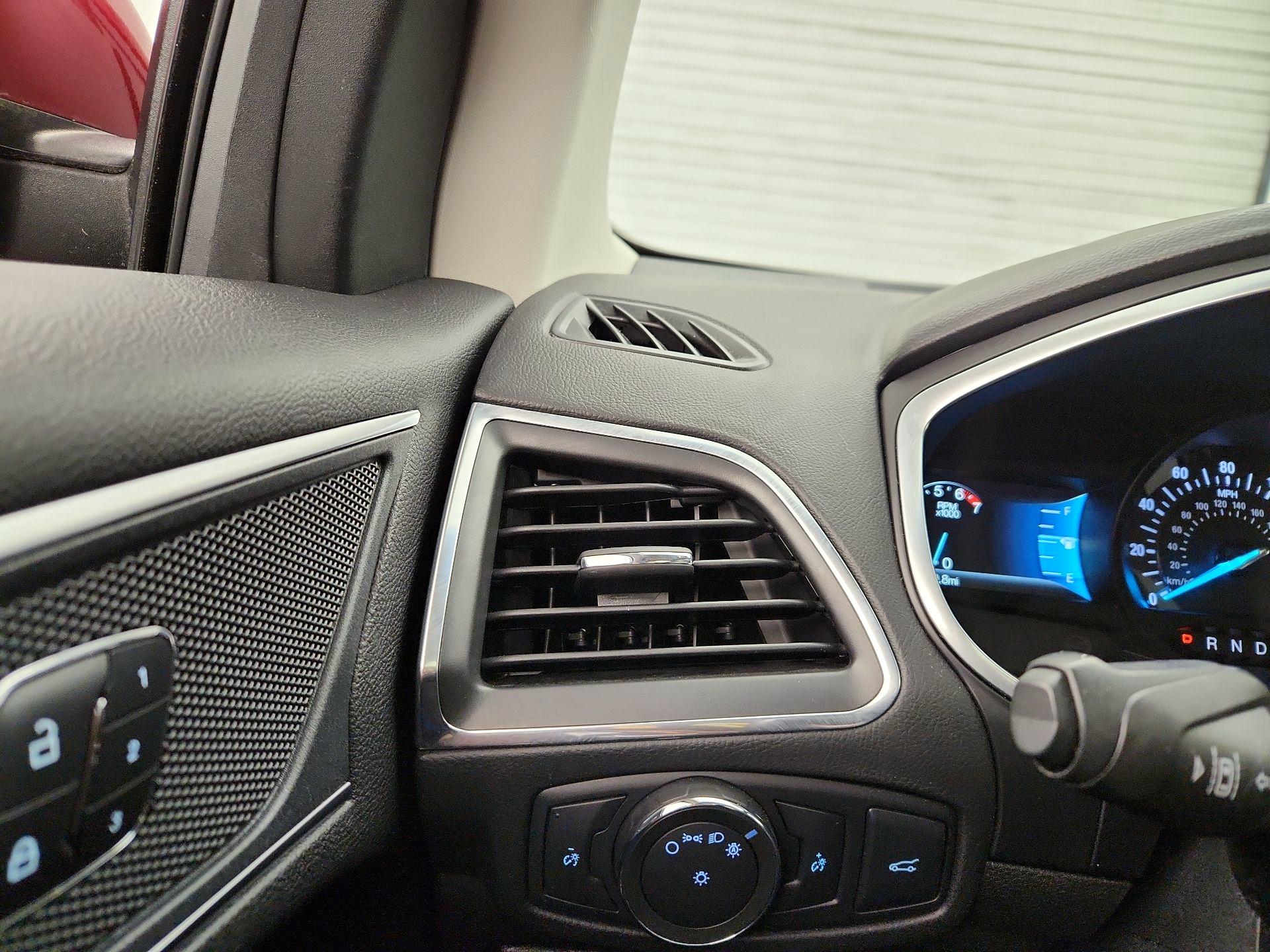Thumbnail: 2018 Ford Edge - 13