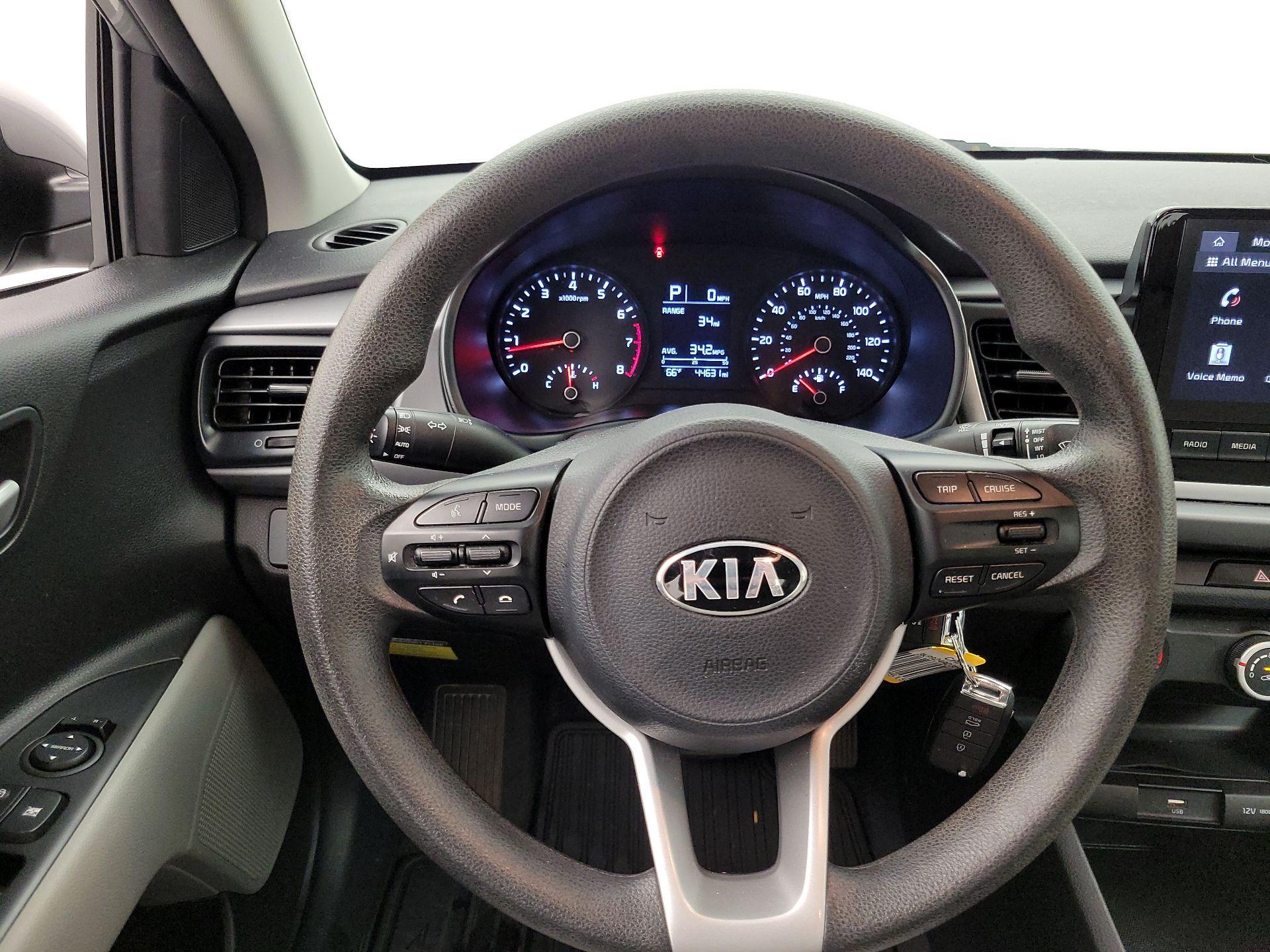 Thumbnail: 2021 Kia Rio - 10