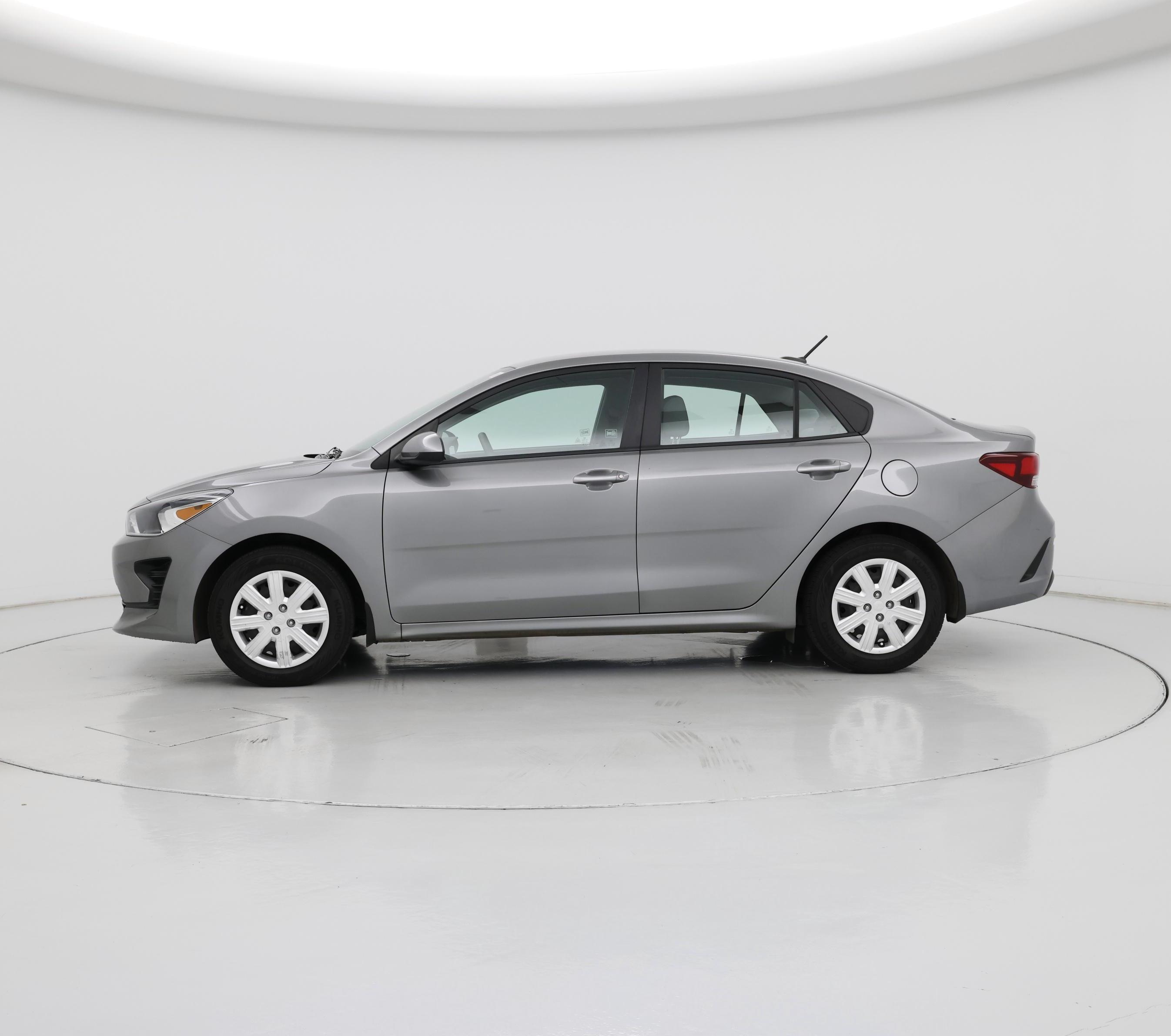 Thumbnail: 2021 Kia Rio - 3