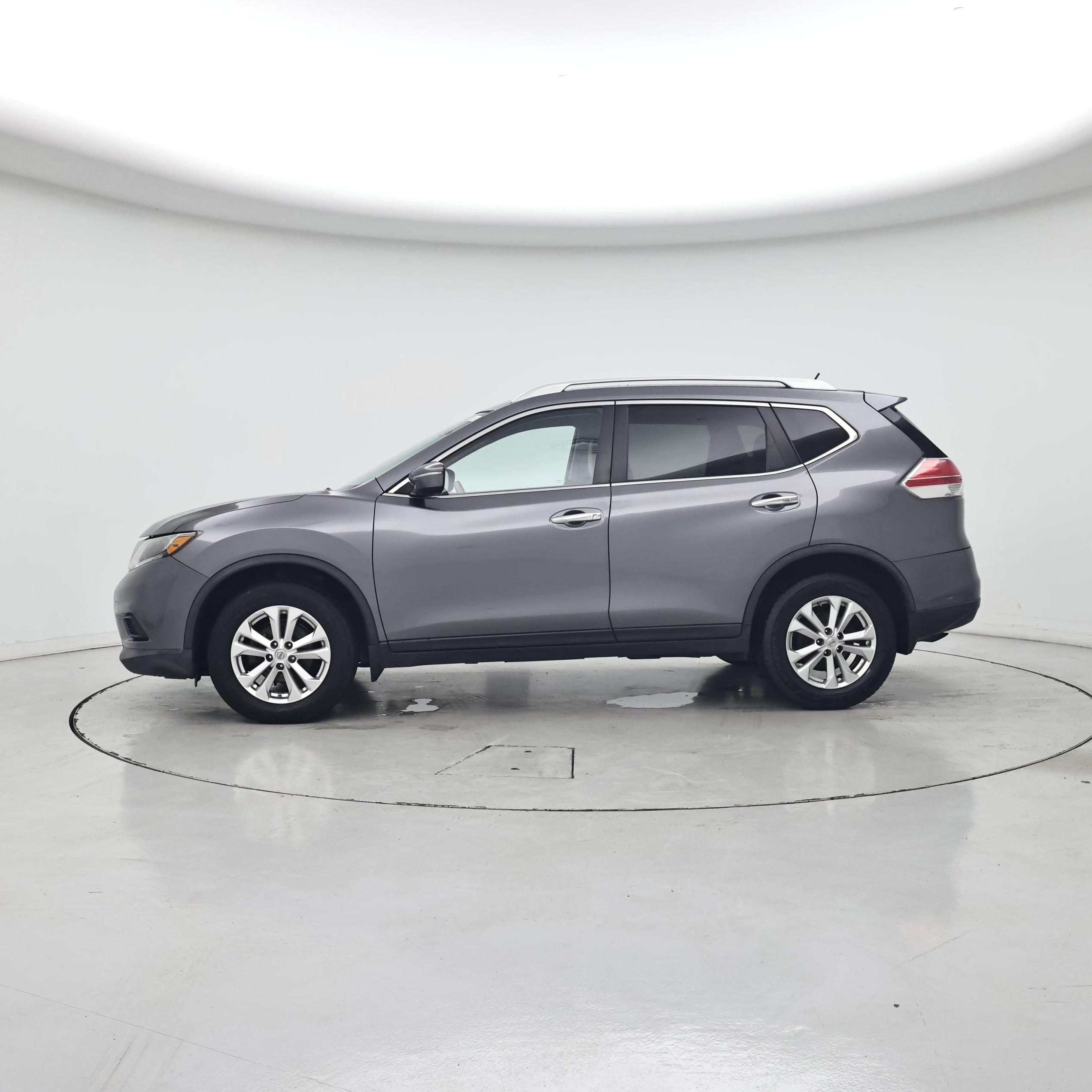 Thumbnail: 2015 Nissan Rogue - 3