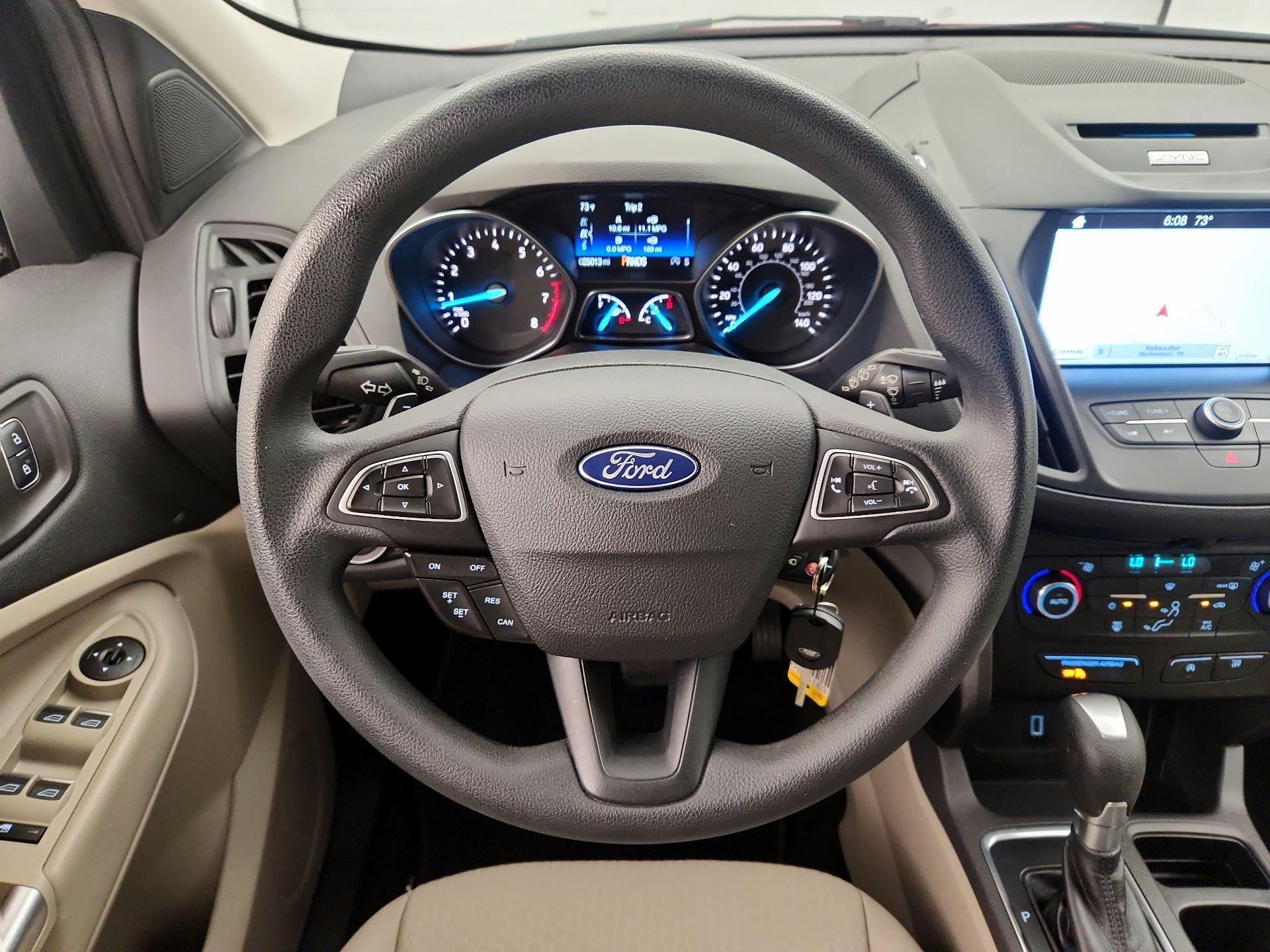 Thumbnail: 2017 Ford Escape - 10