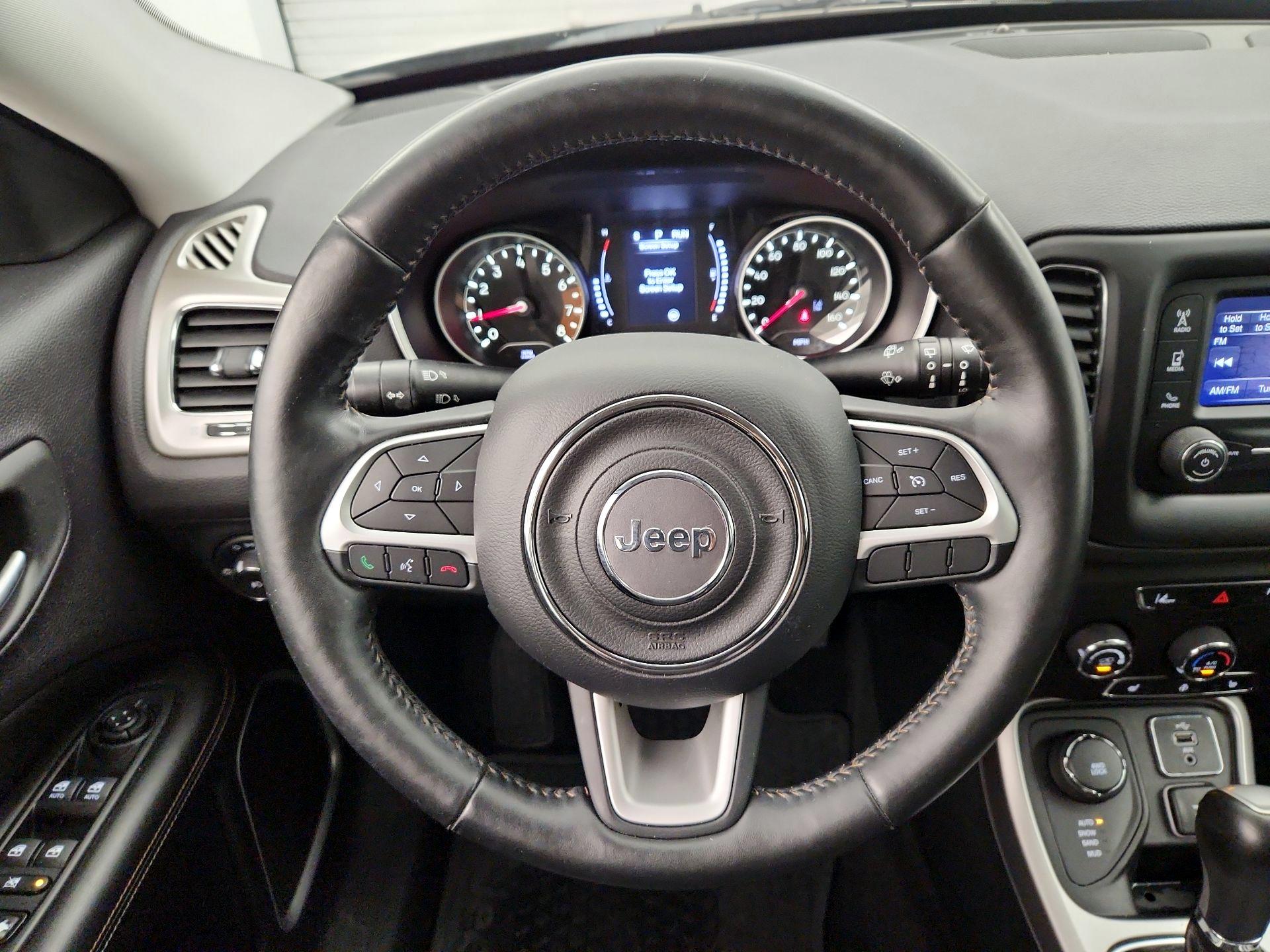 Thumbnail: 2018 Jeep Compass - 10