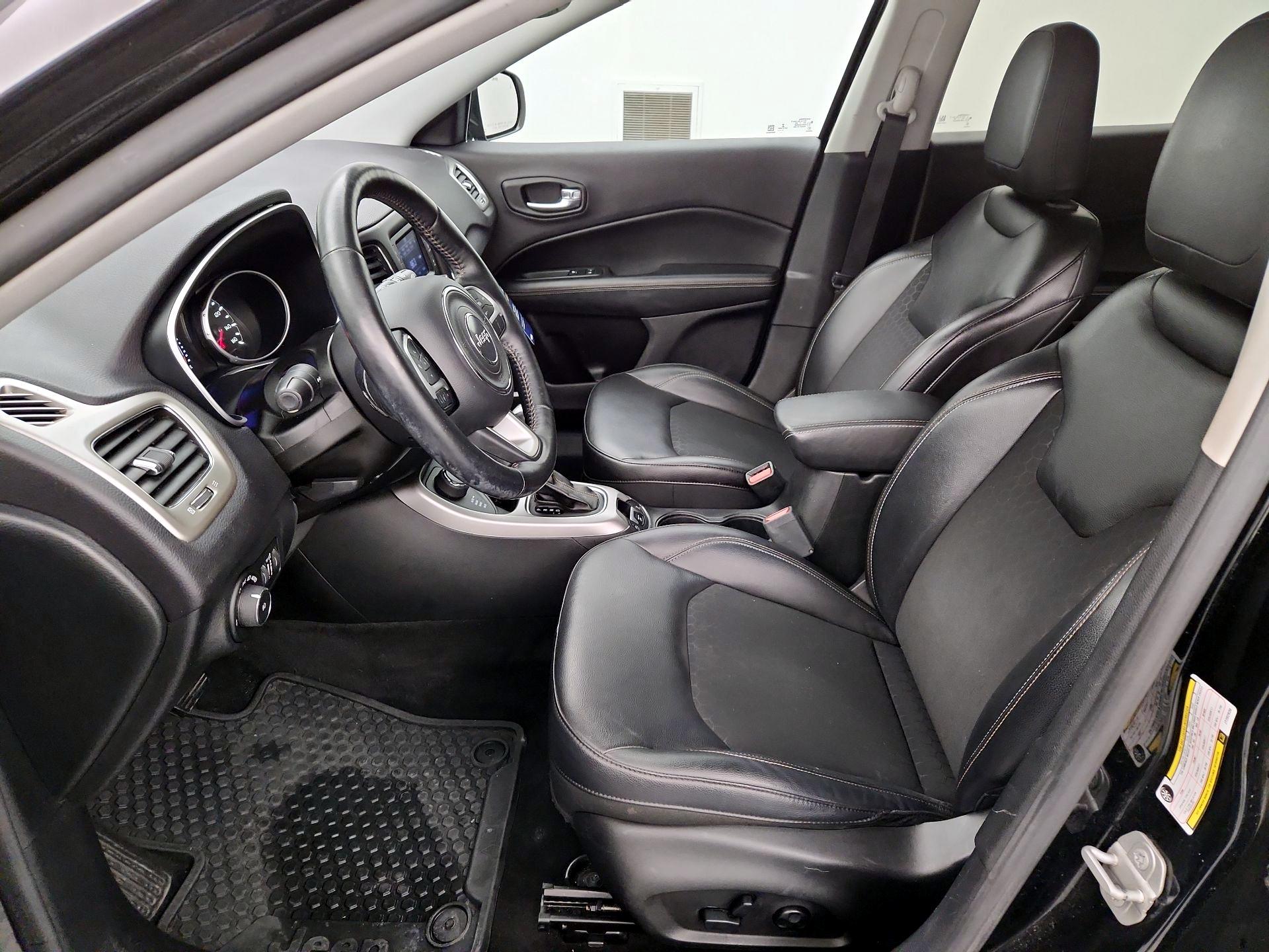 Thumbnail: 2018 Jeep Compass - 11