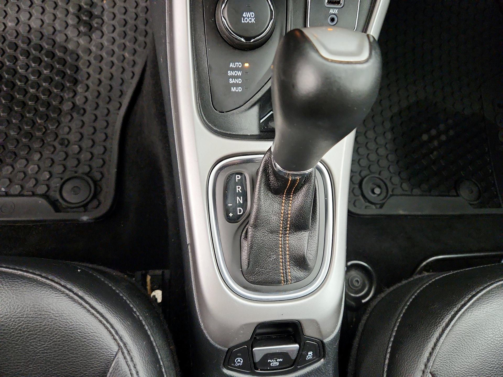 Thumbnail: 2018 Jeep Compass - 17
