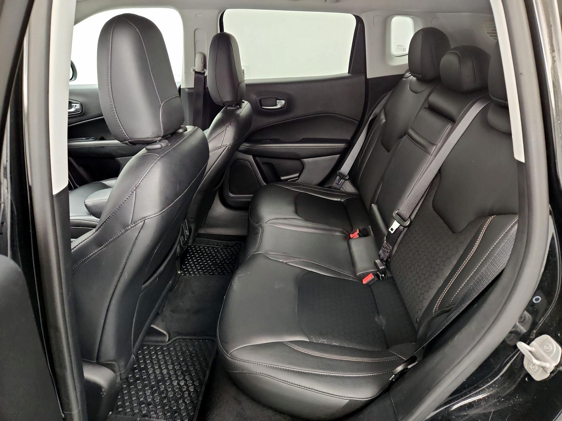 Thumbnail: 2018 Jeep Compass - 19