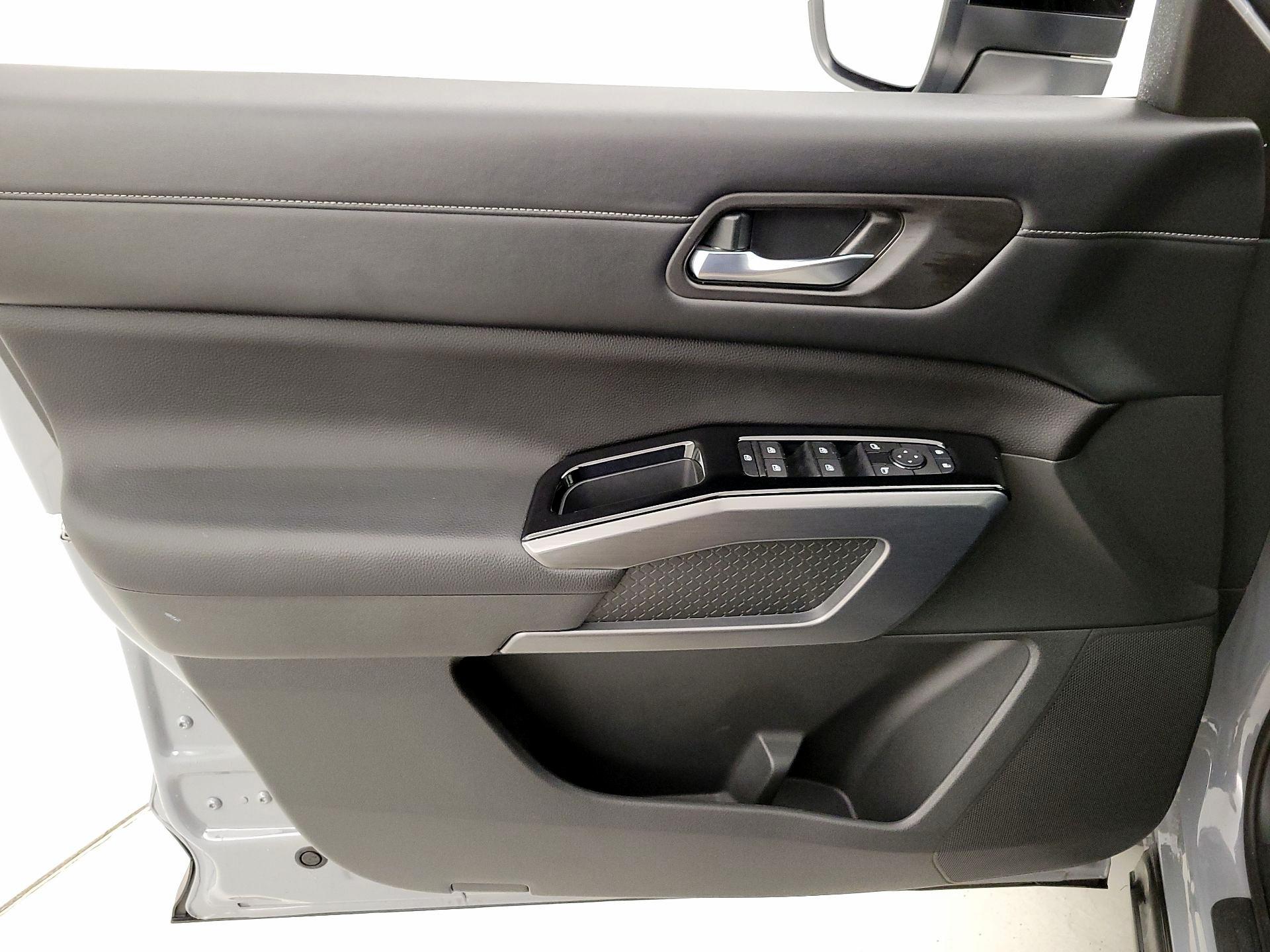 Thumbnail: 2024 Nissan Pathfinder - 12