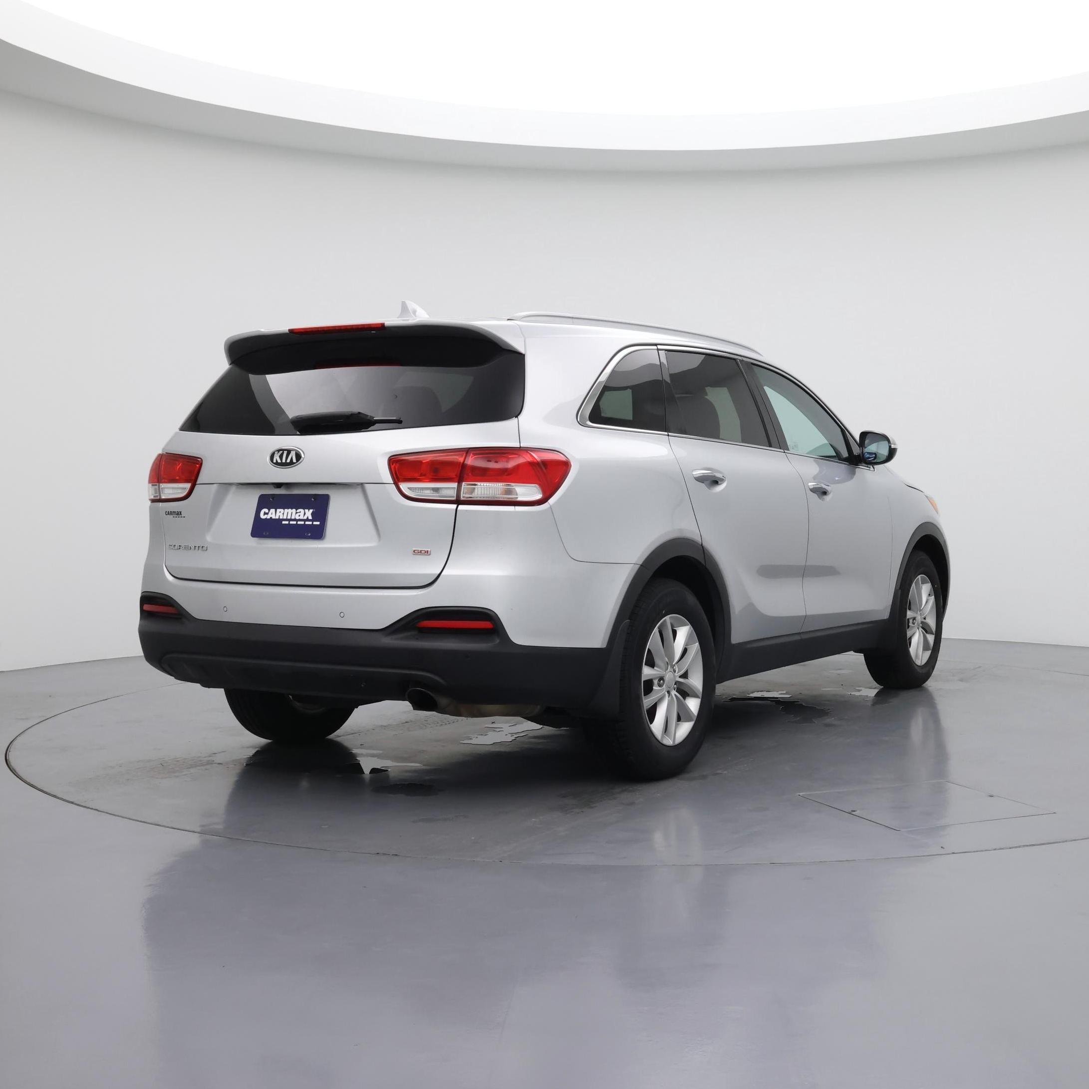 Thumbnail: 2017 Kia Sorento - 8