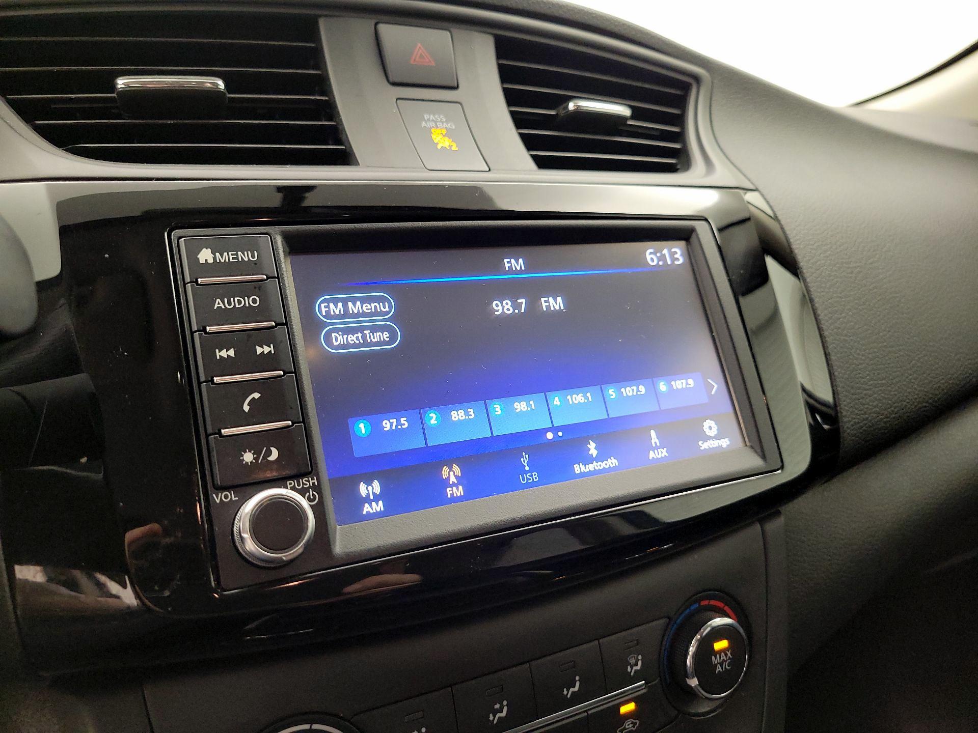 Thumbnail: 2019 Nissan Sentra - 15