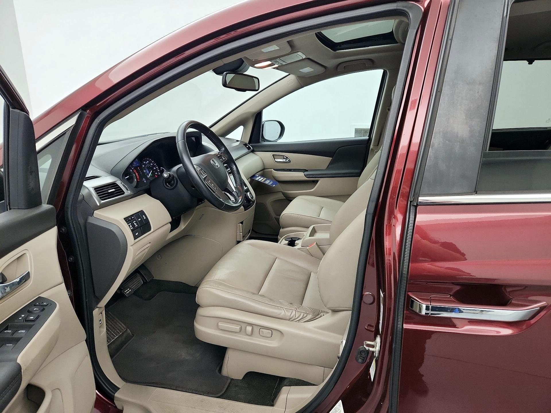 Thumbnail: 2016 Honda Odyssey - 9