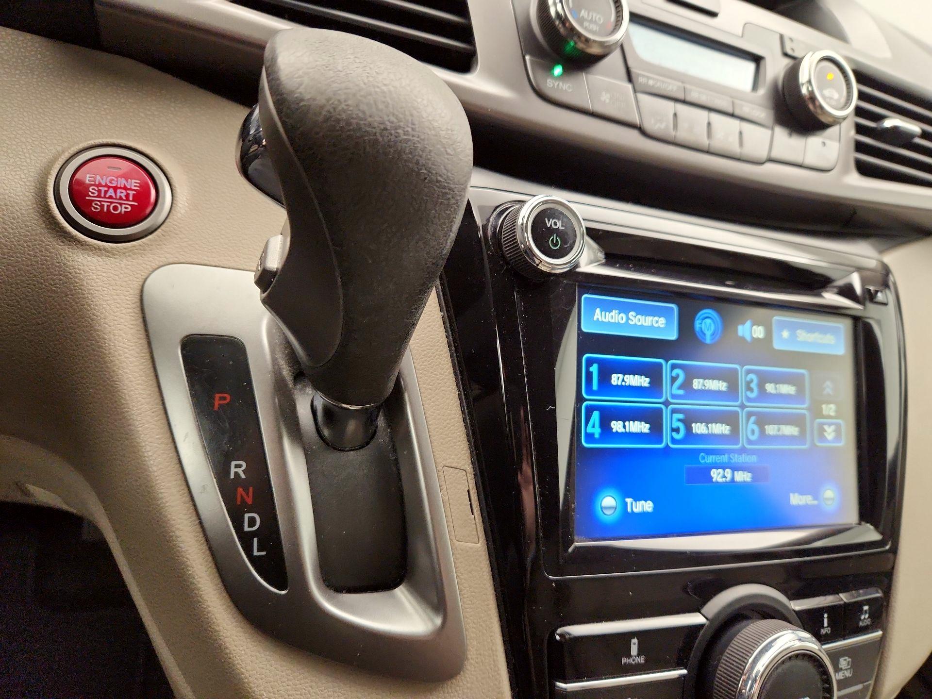 Thumbnail: 2016 Honda Odyssey - 15