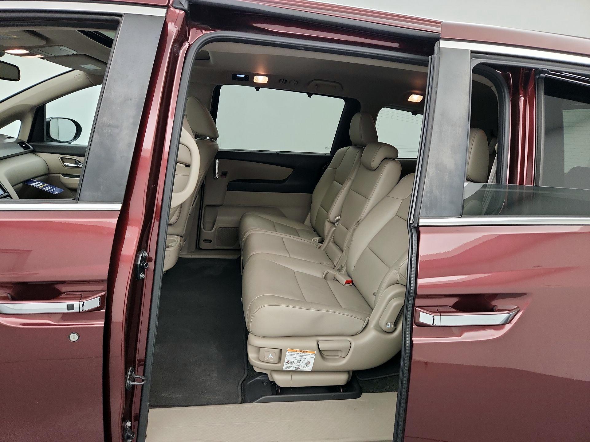 Thumbnail: 2016 Honda Odyssey - 18
