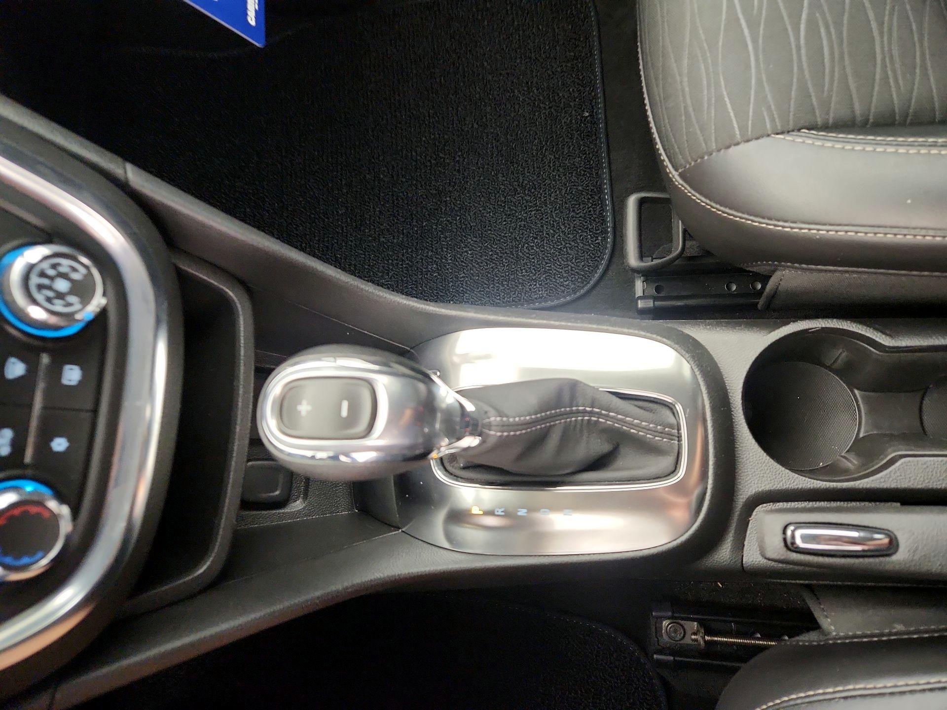 Thumbnail: 2015 Buick Encore - 17