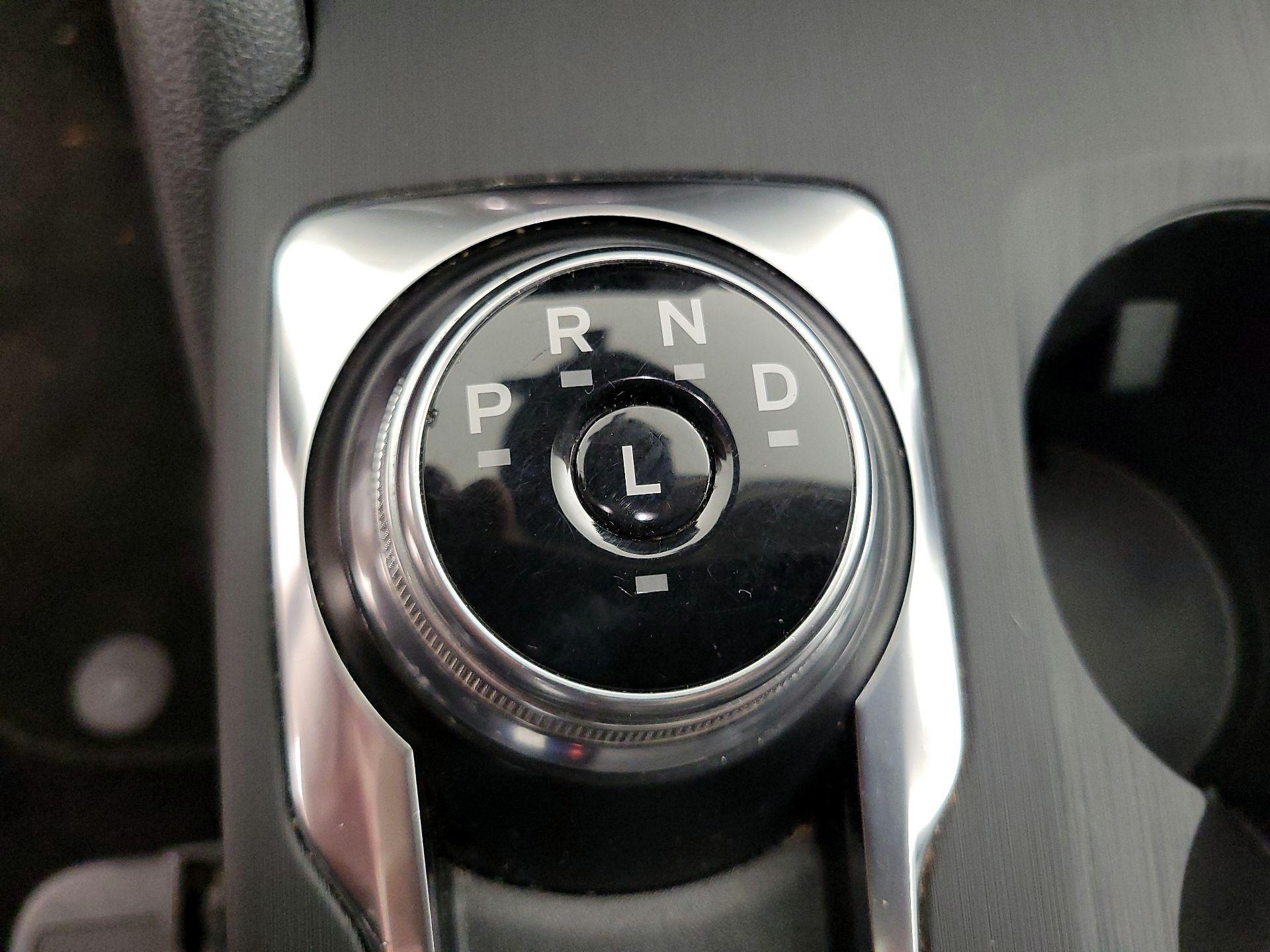 Thumbnail: 2020 Ford Escape - 18