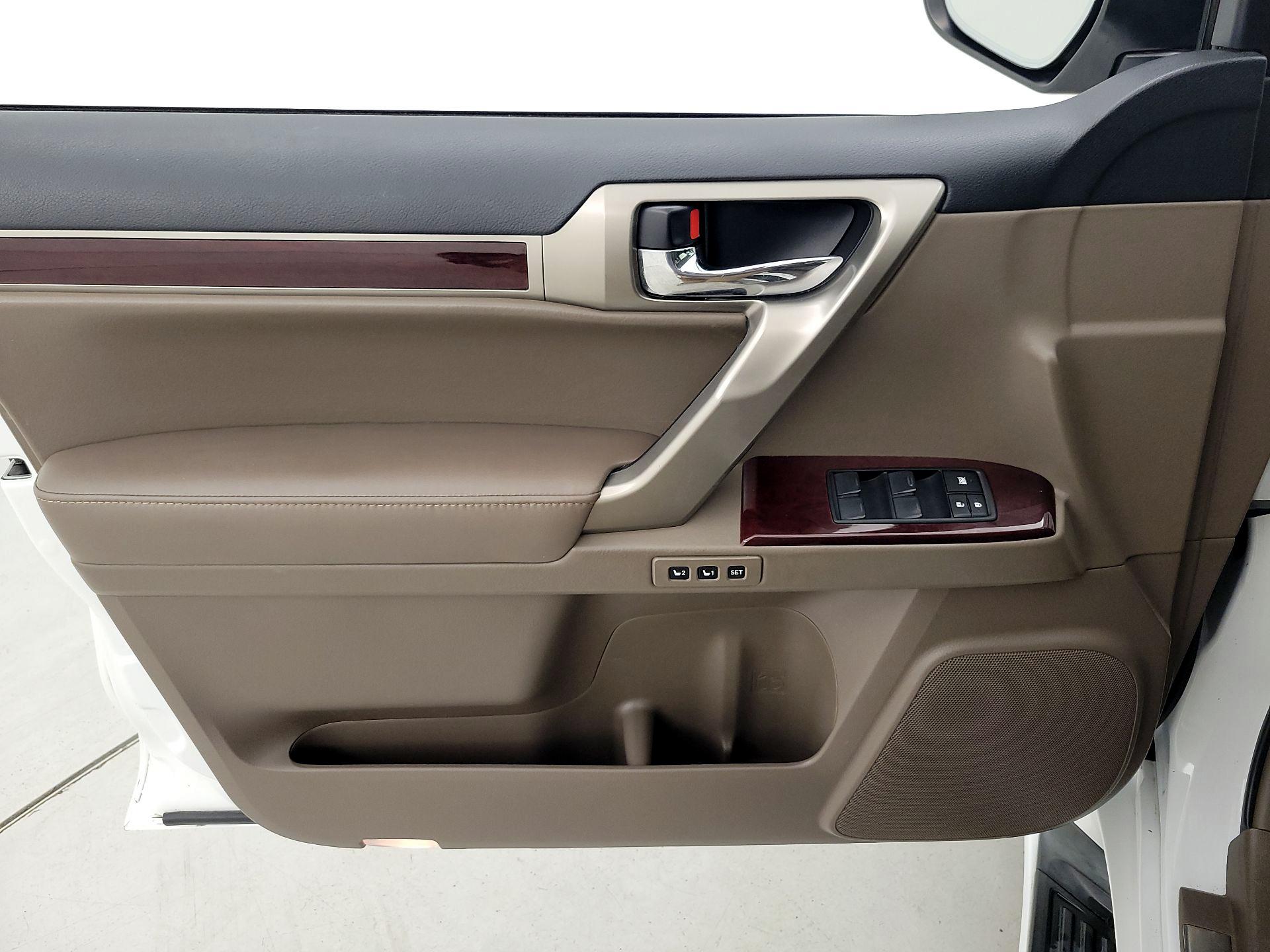 Thumbnail: 2018 Lexus GX - 12