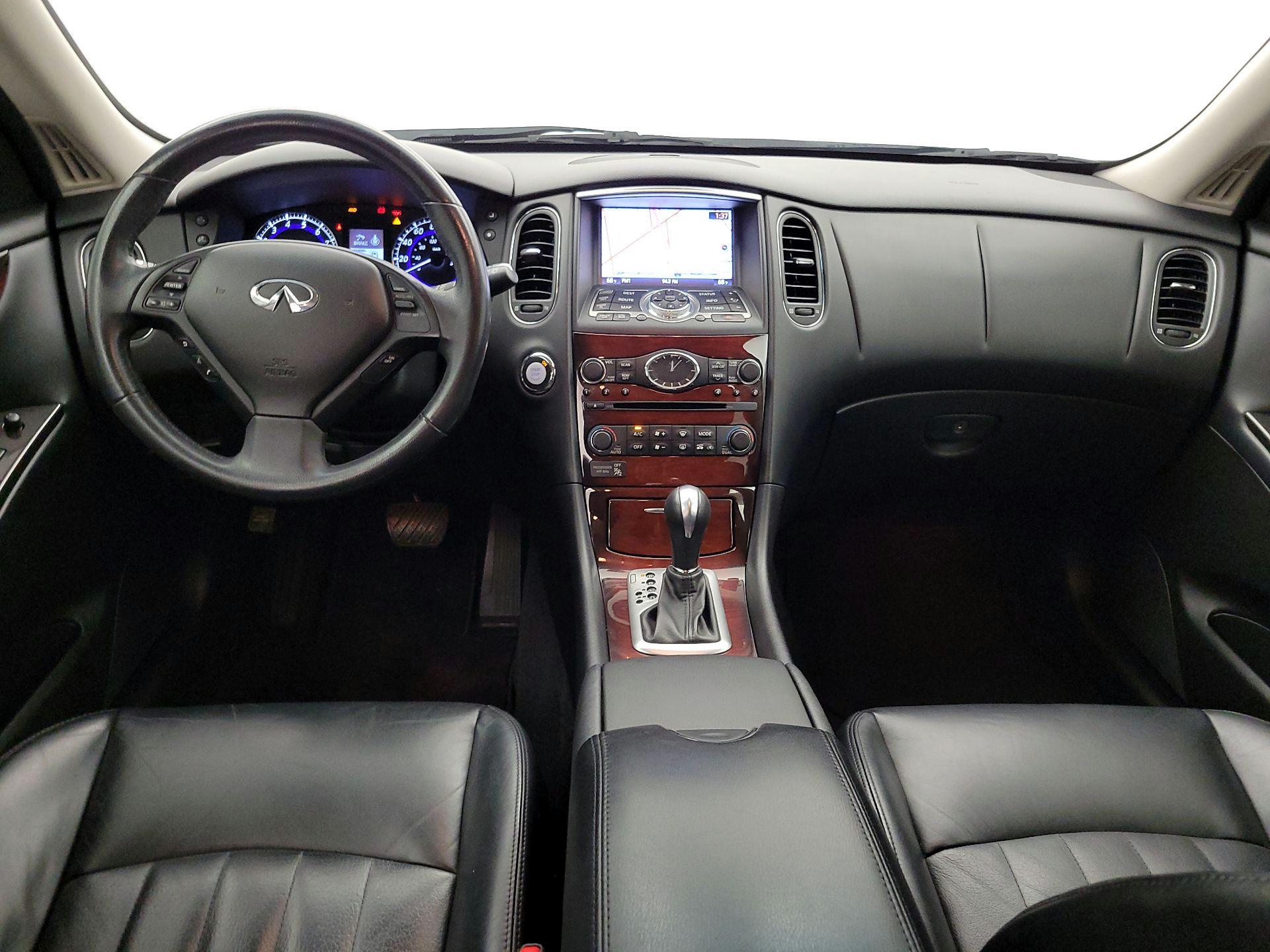 Thumbnail: 2016 INFINITI QX50 - 9