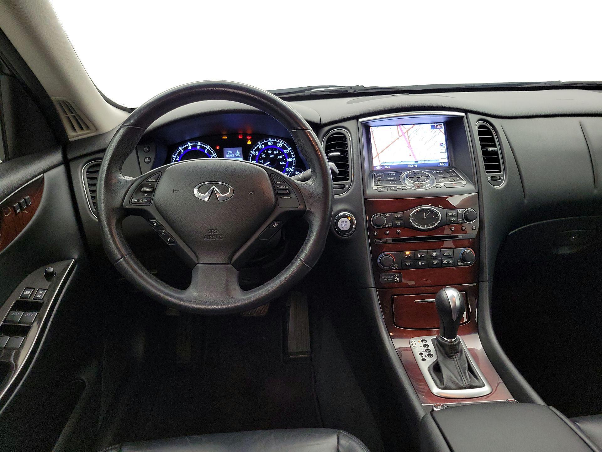 Thumbnail: 2016 INFINITI QX50 - 10
