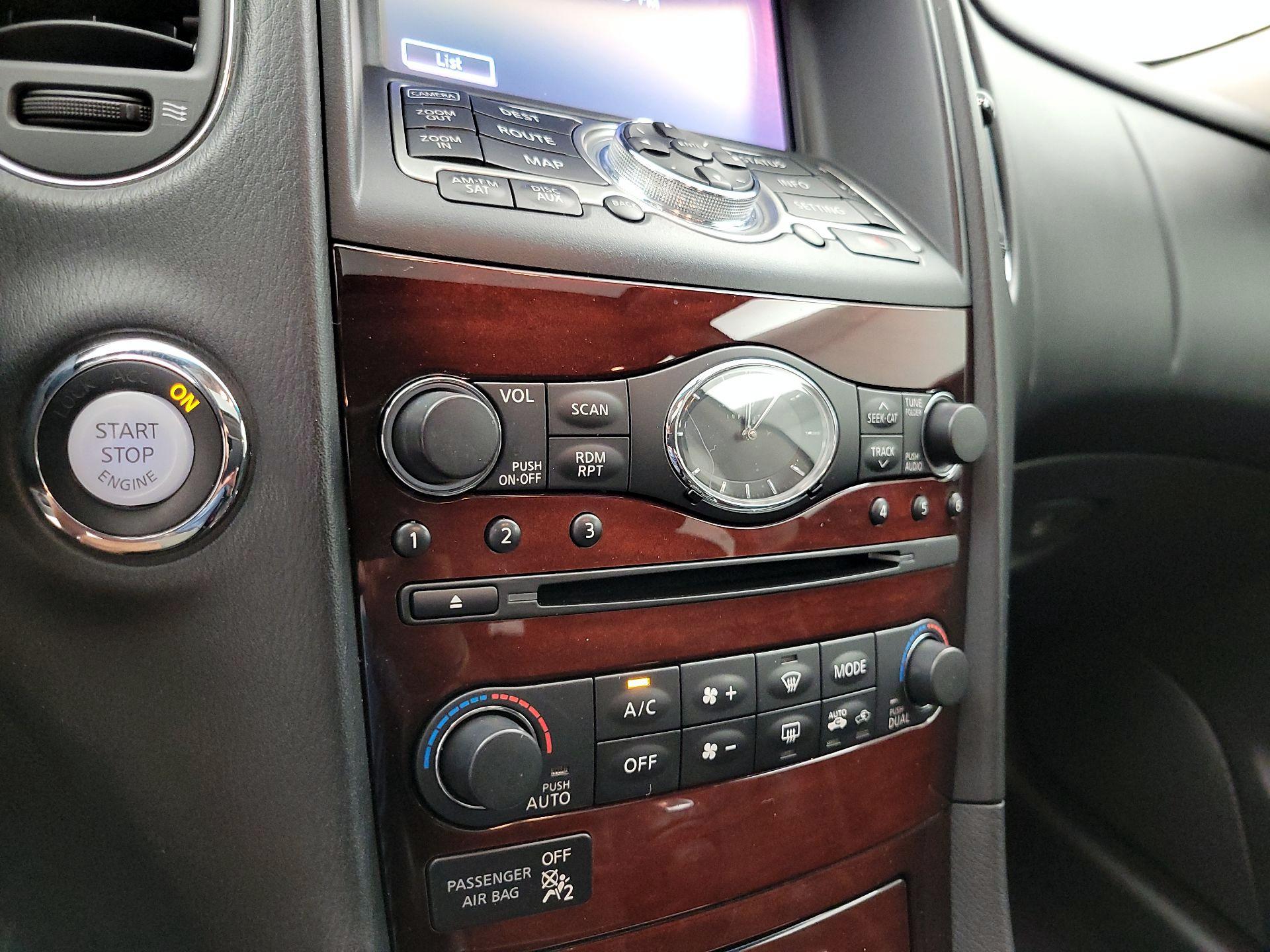 Thumbnail: 2016 INFINITI QX50 - 17
