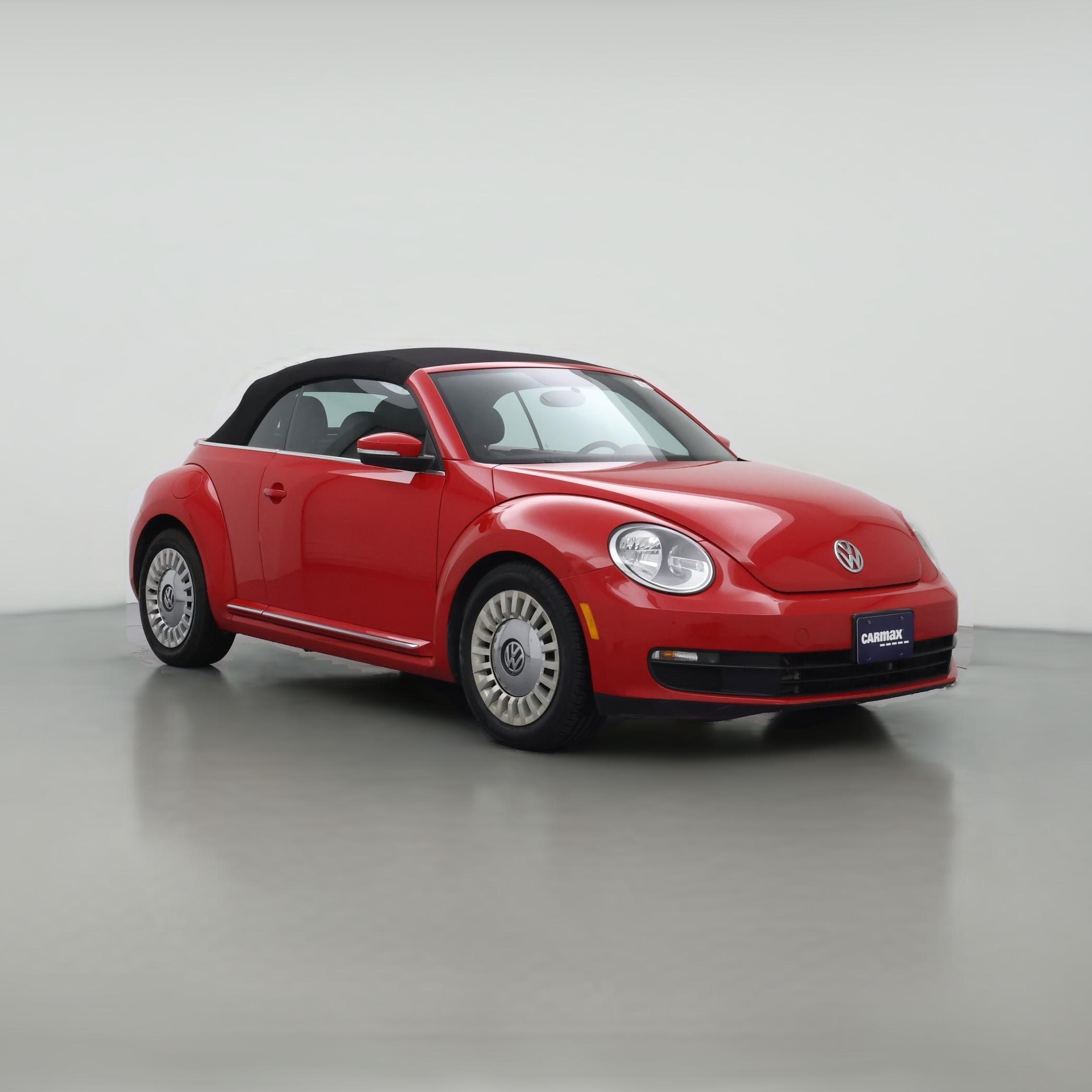 Thumbnail: 2015 Volkswagen Beetle - 1