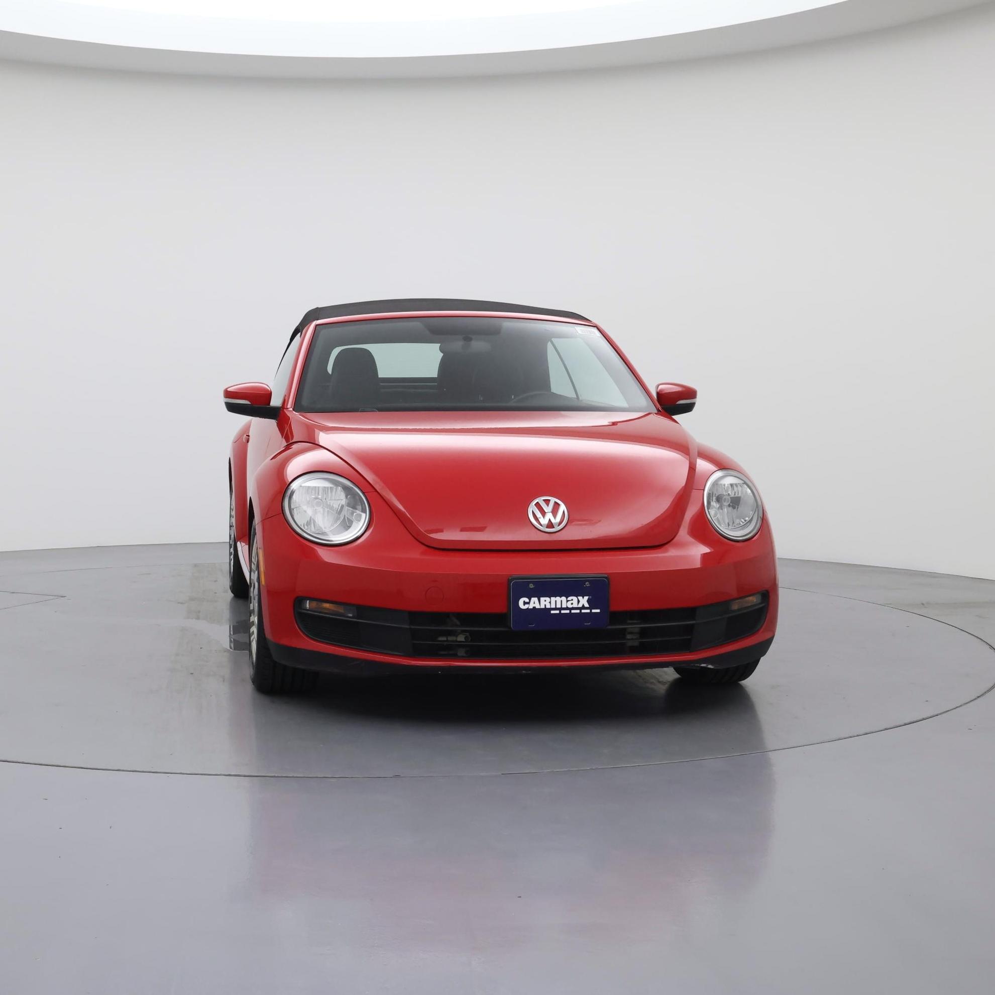 Thumbnail: 2015 Volkswagen Beetle - 5