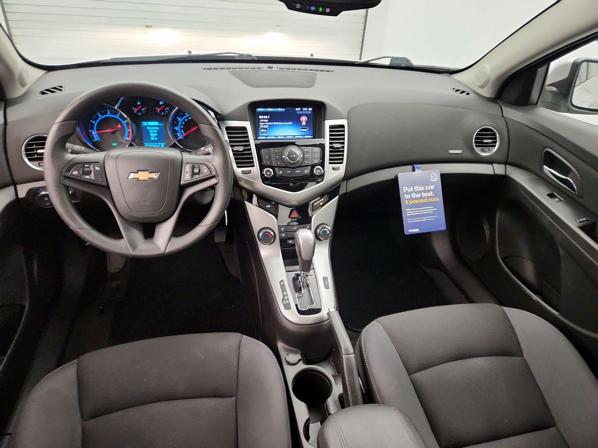 Thumbnail: 2015 Chevrolet Cruze - 9