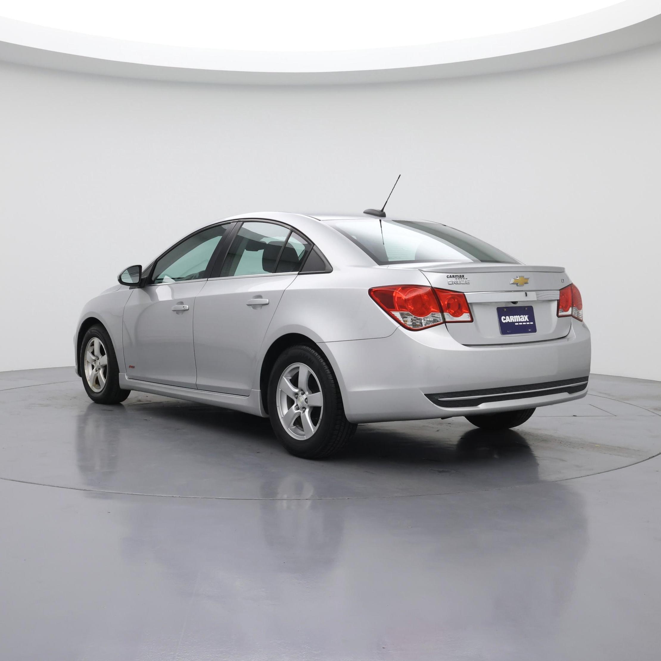Thumbnail: 2015 Chevrolet Cruze - 2