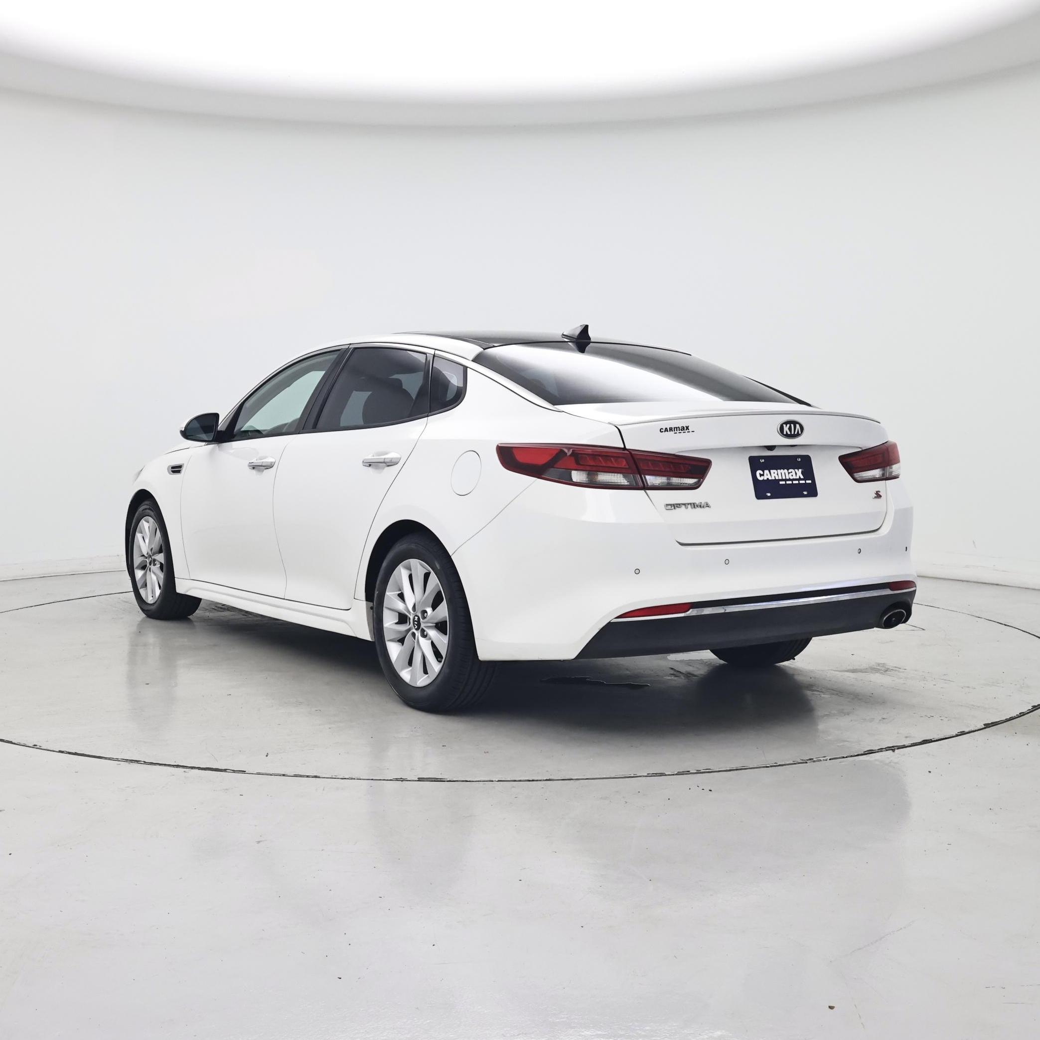 Thumbnail: 2018 Kia Optima - 2