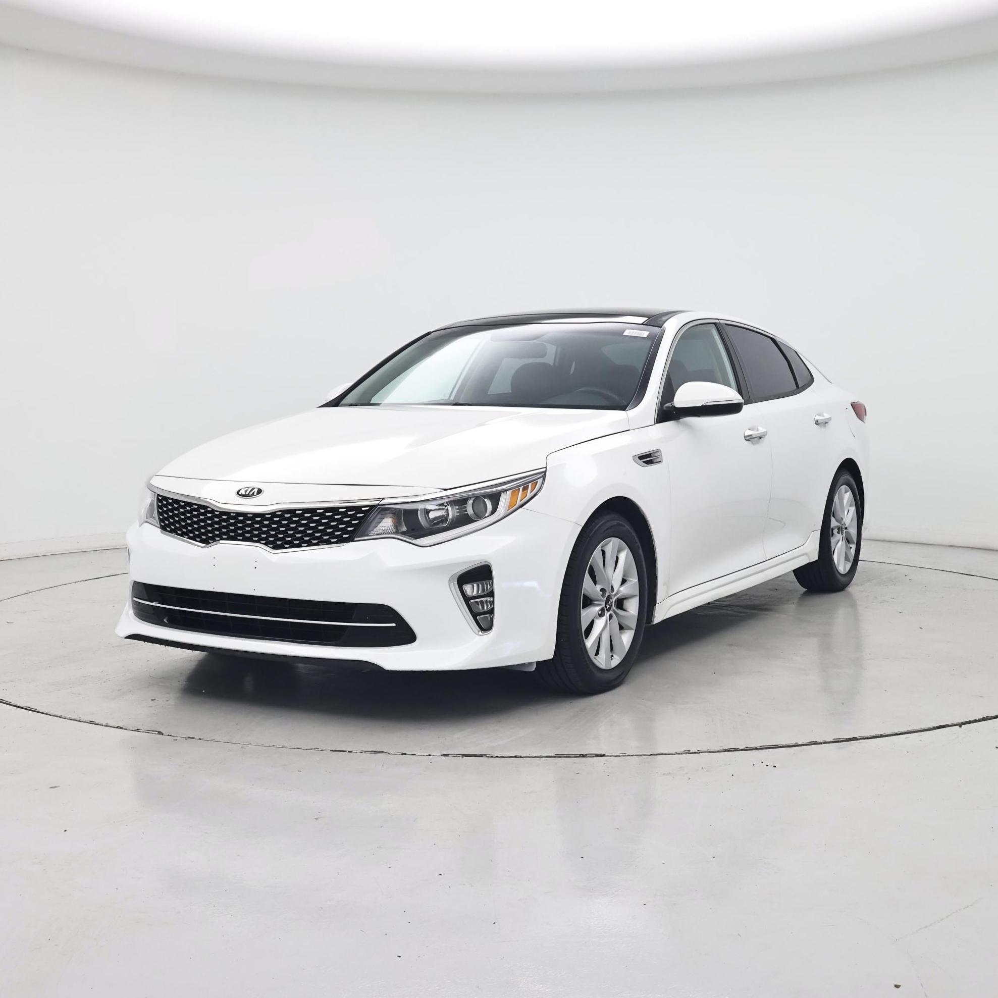 Thumbnail: 2018 Kia Optima - 4