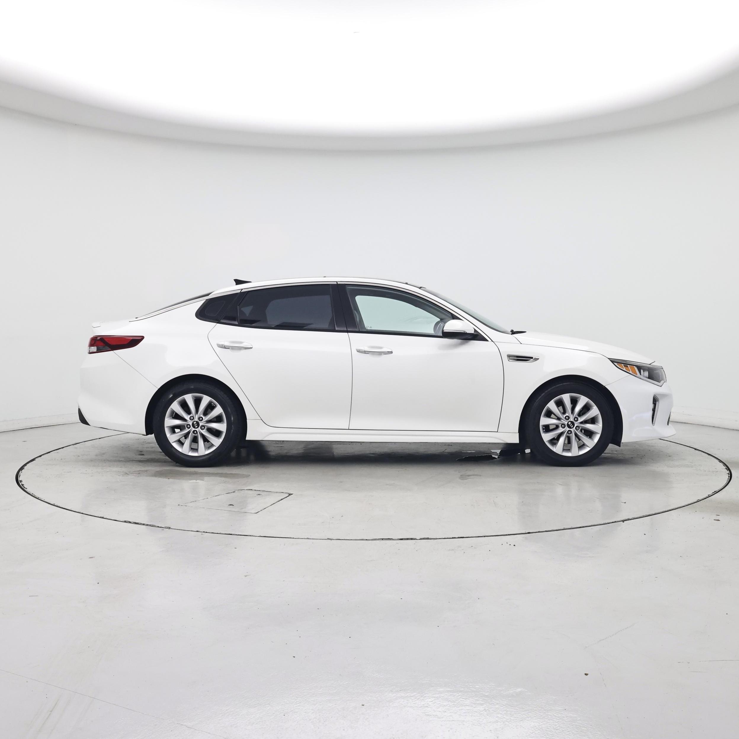 Thumbnail: 2018 Kia Optima - 7
