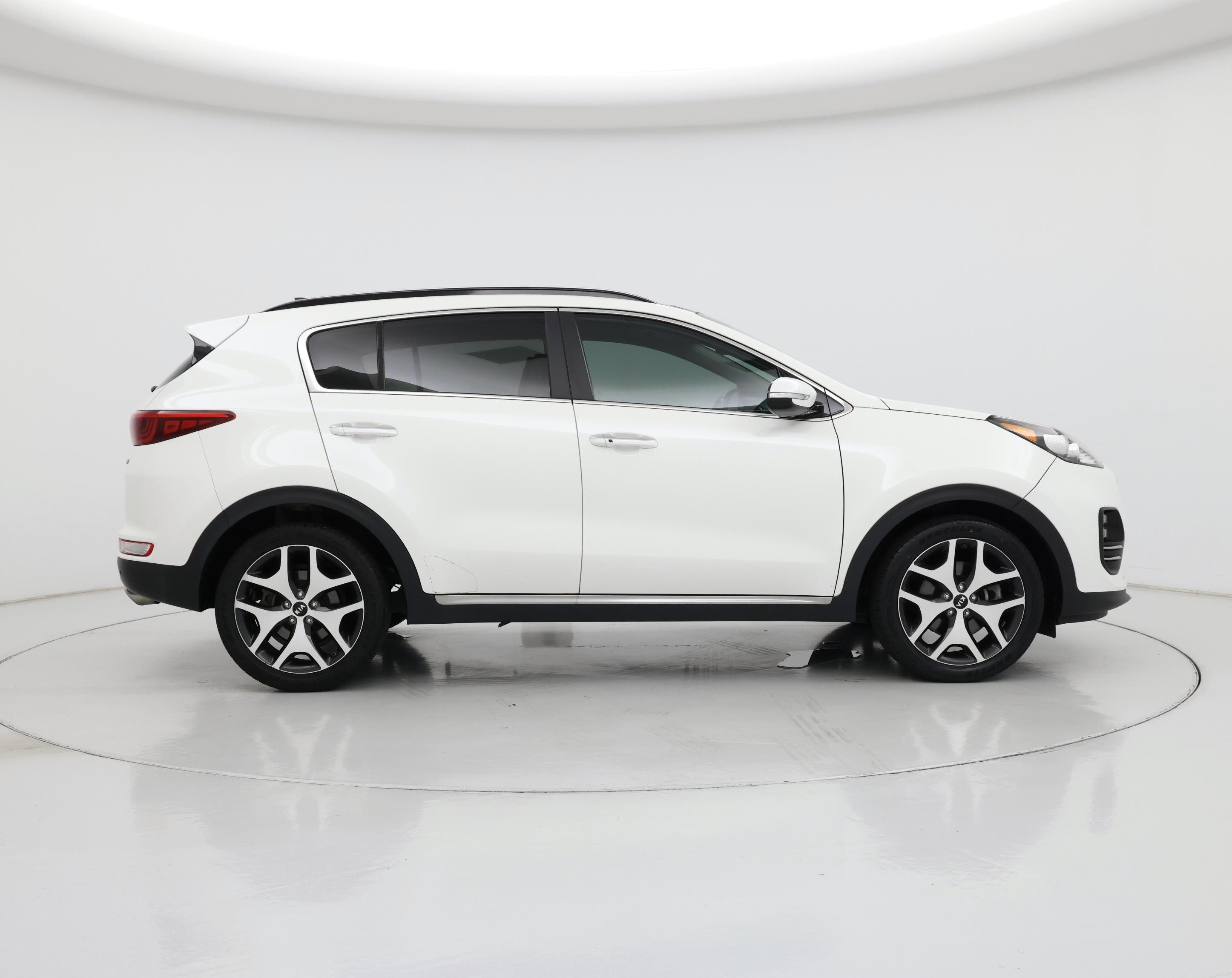 Thumbnail: 2019 Kia Sportage - 7