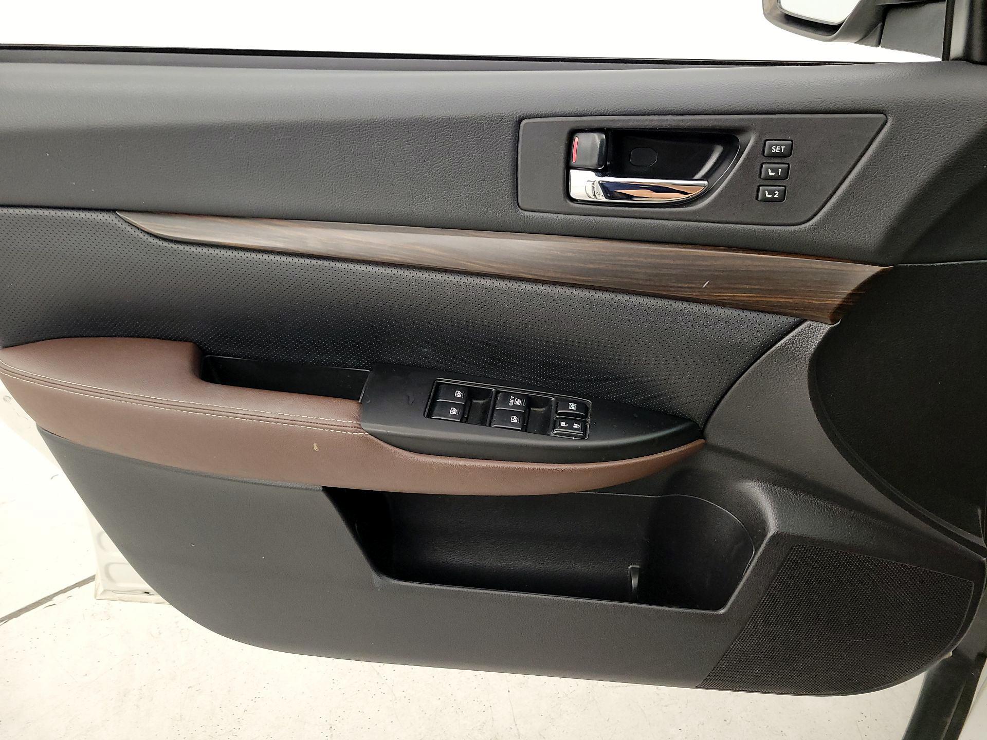 Thumbnail: 2014 Subaru Outback - 12