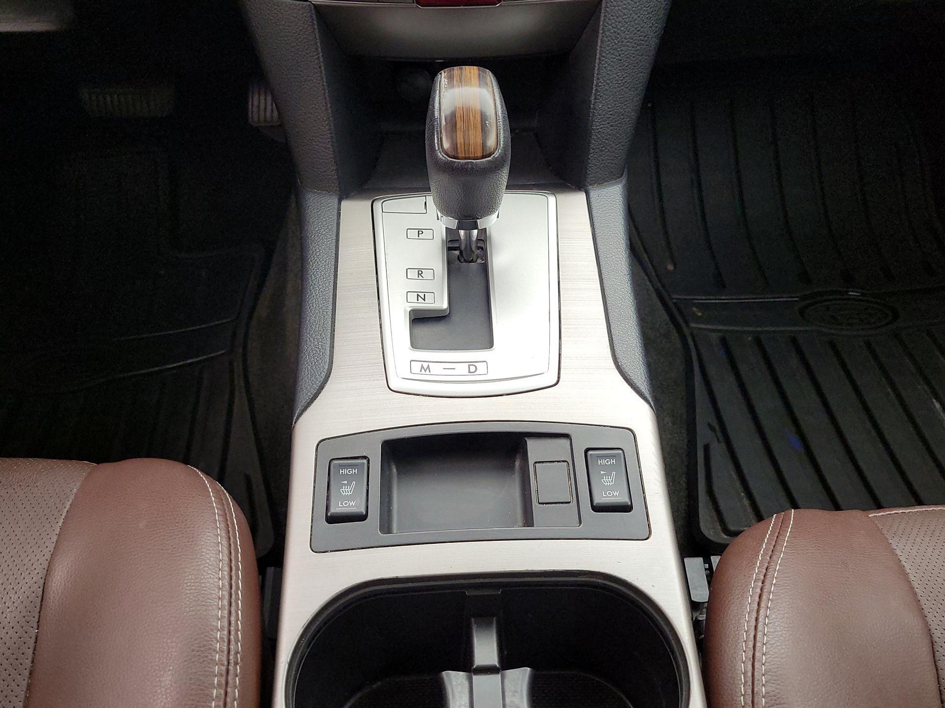 Thumbnail: 2014 Subaru Outback - 18