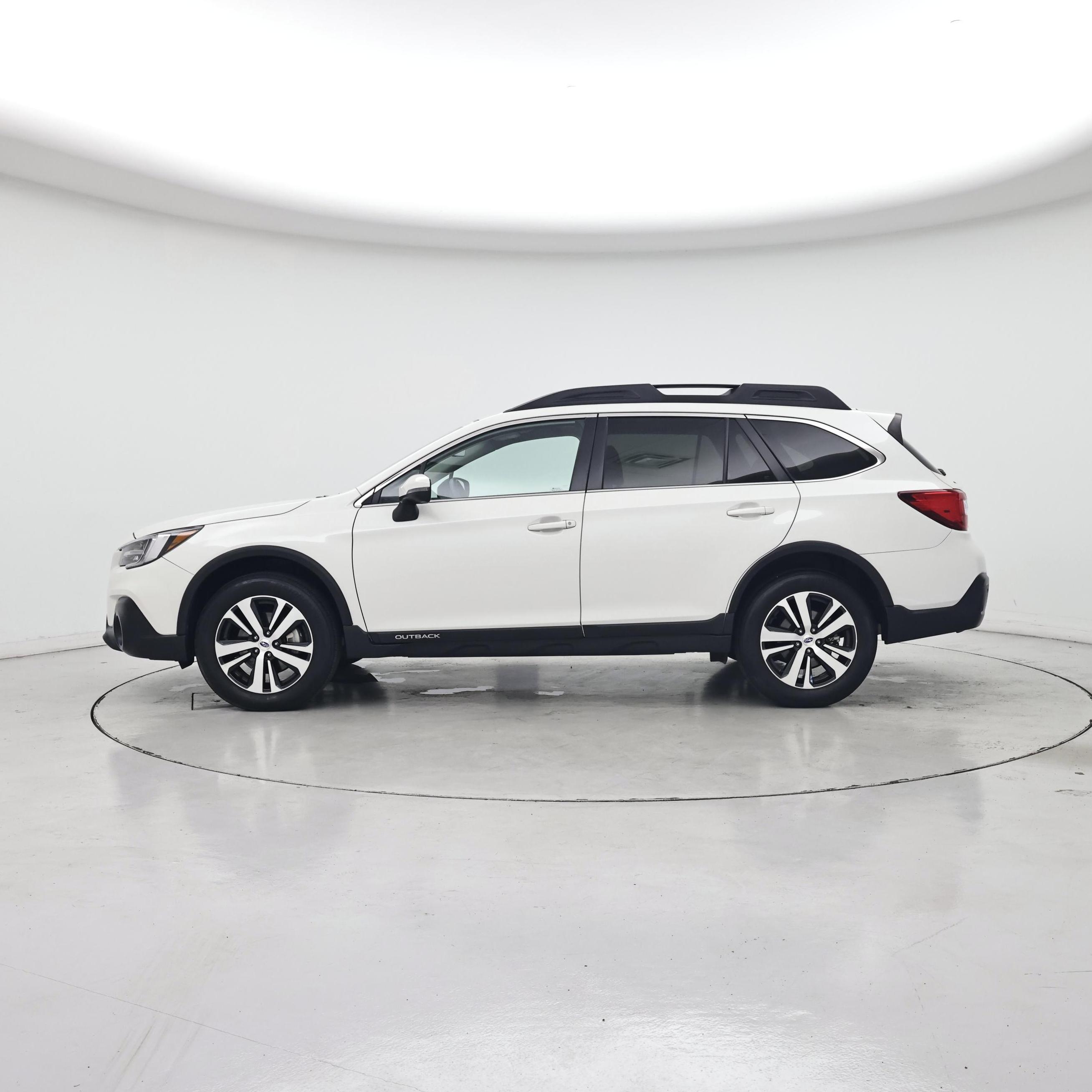 Thumbnail: 2019 Subaru Outback - 3