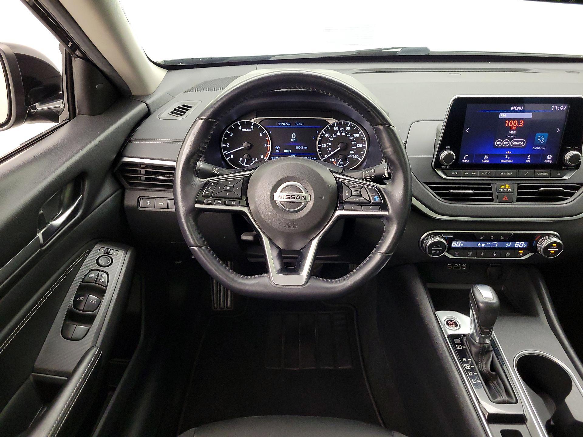 Thumbnail: 2019 Nissan Altima - 10