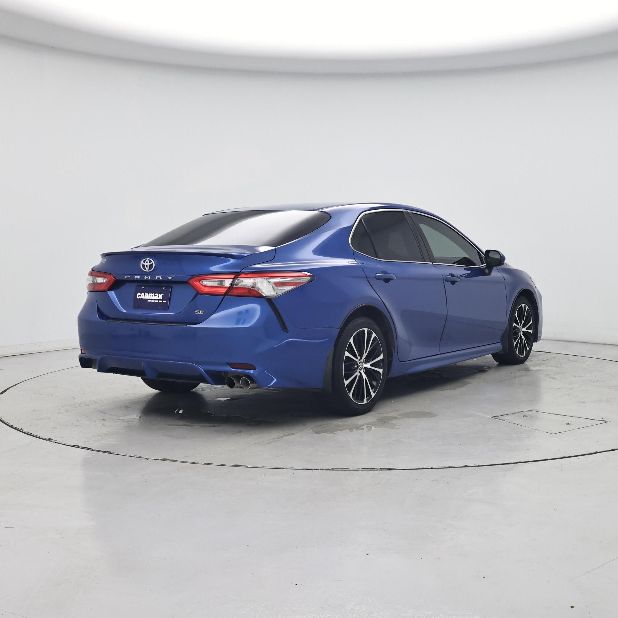 Thumbnail: 2018 Toyota Camry - 8
