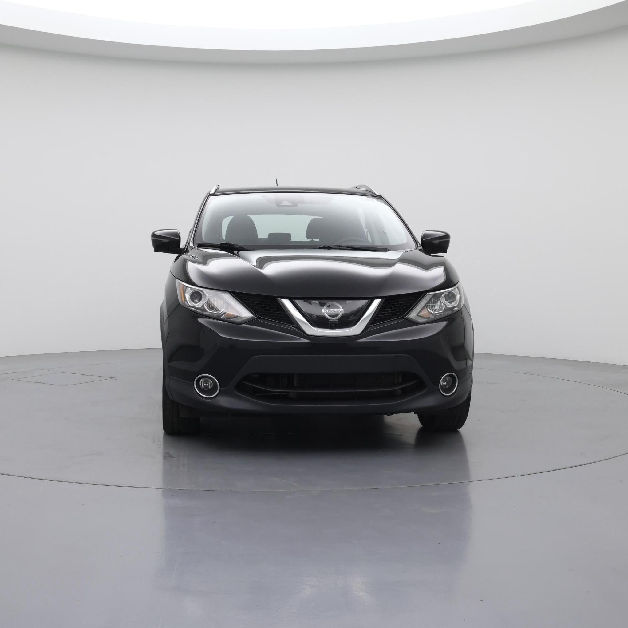 Thumbnail: 2017 Nissan Rogue Sport - 5