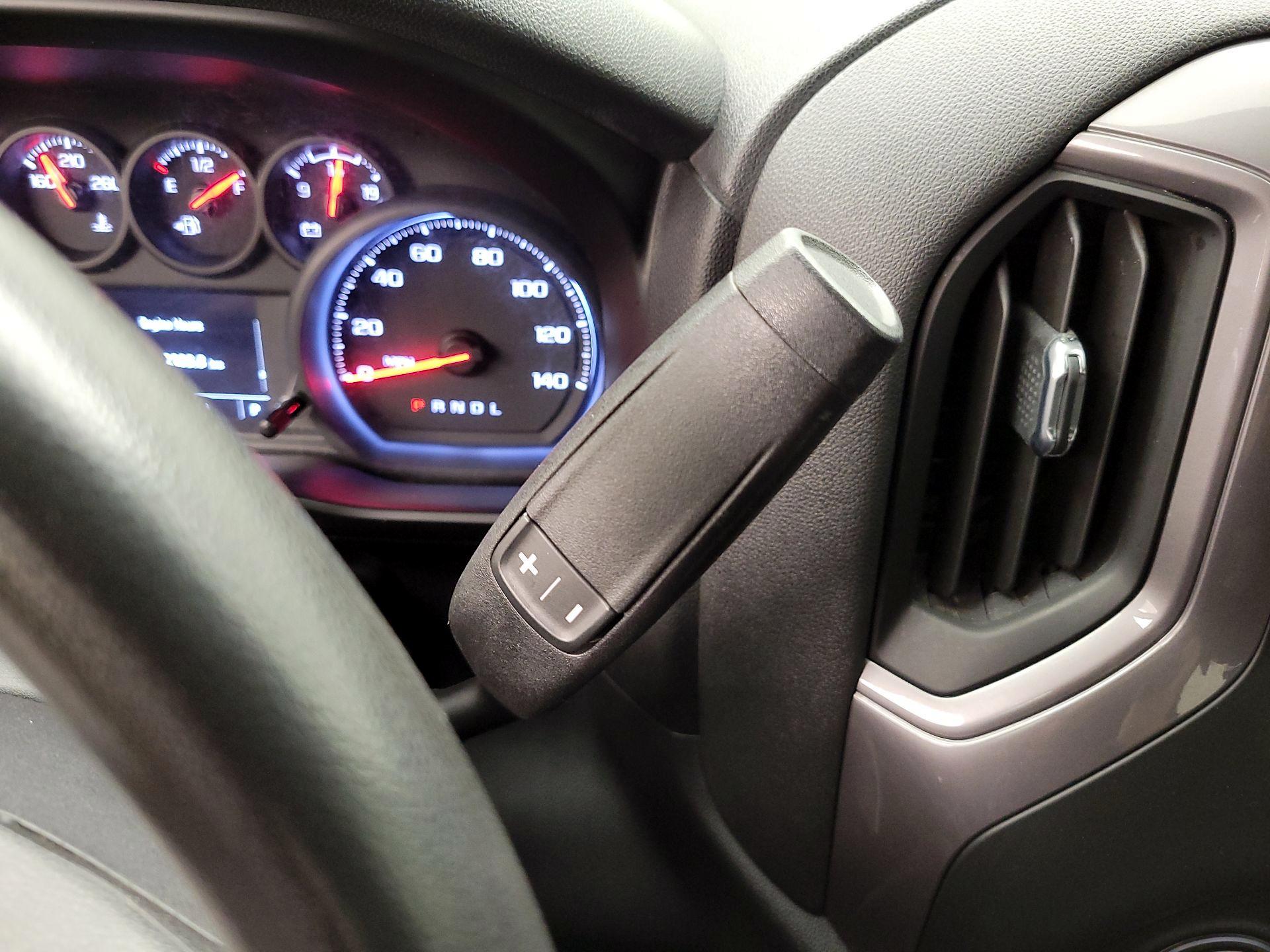 Thumbnail: 2021 Chevrolet Silverado 1500 - 17