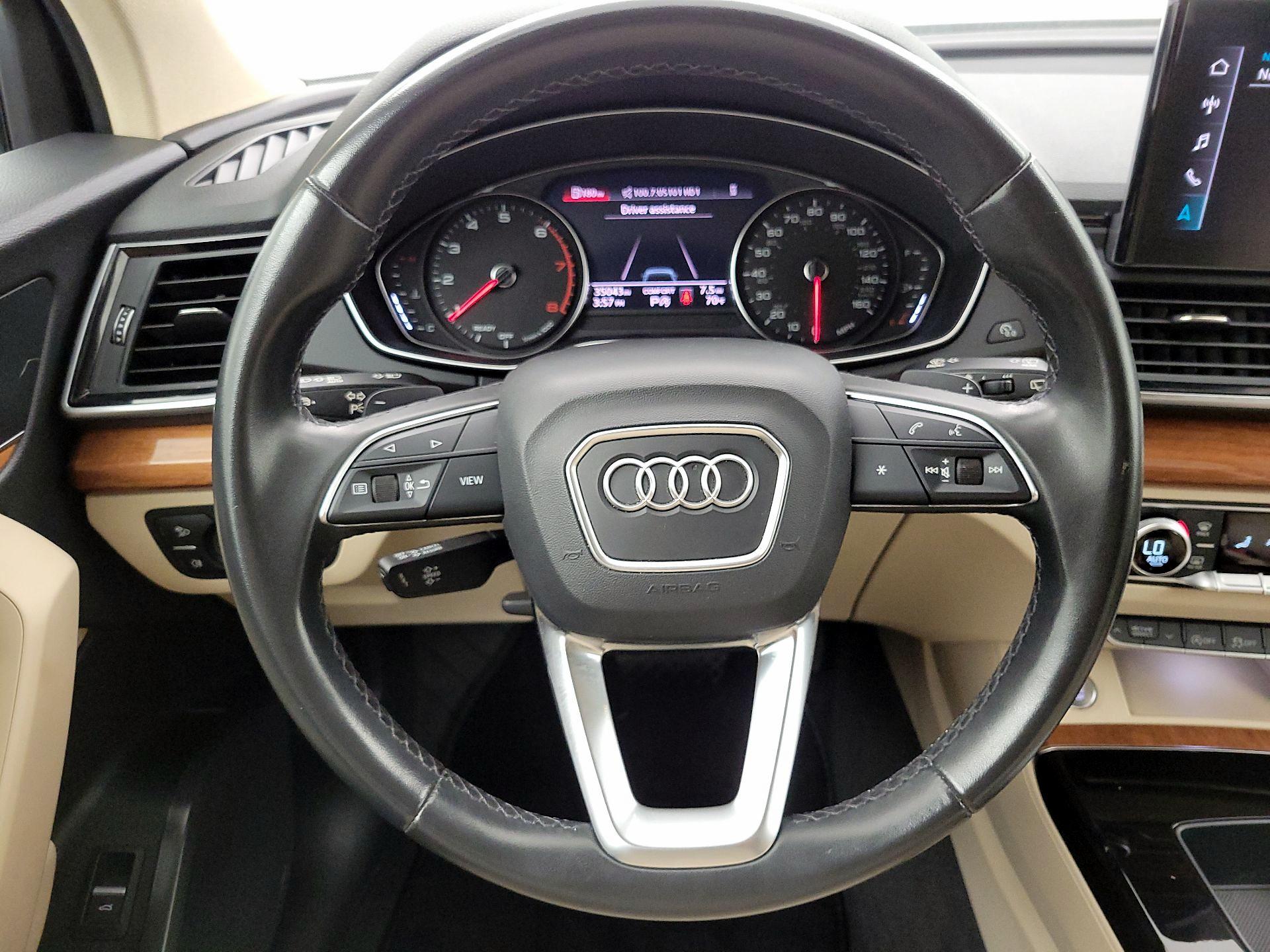 Thumbnail: 2022 Audi Q5 - 10
